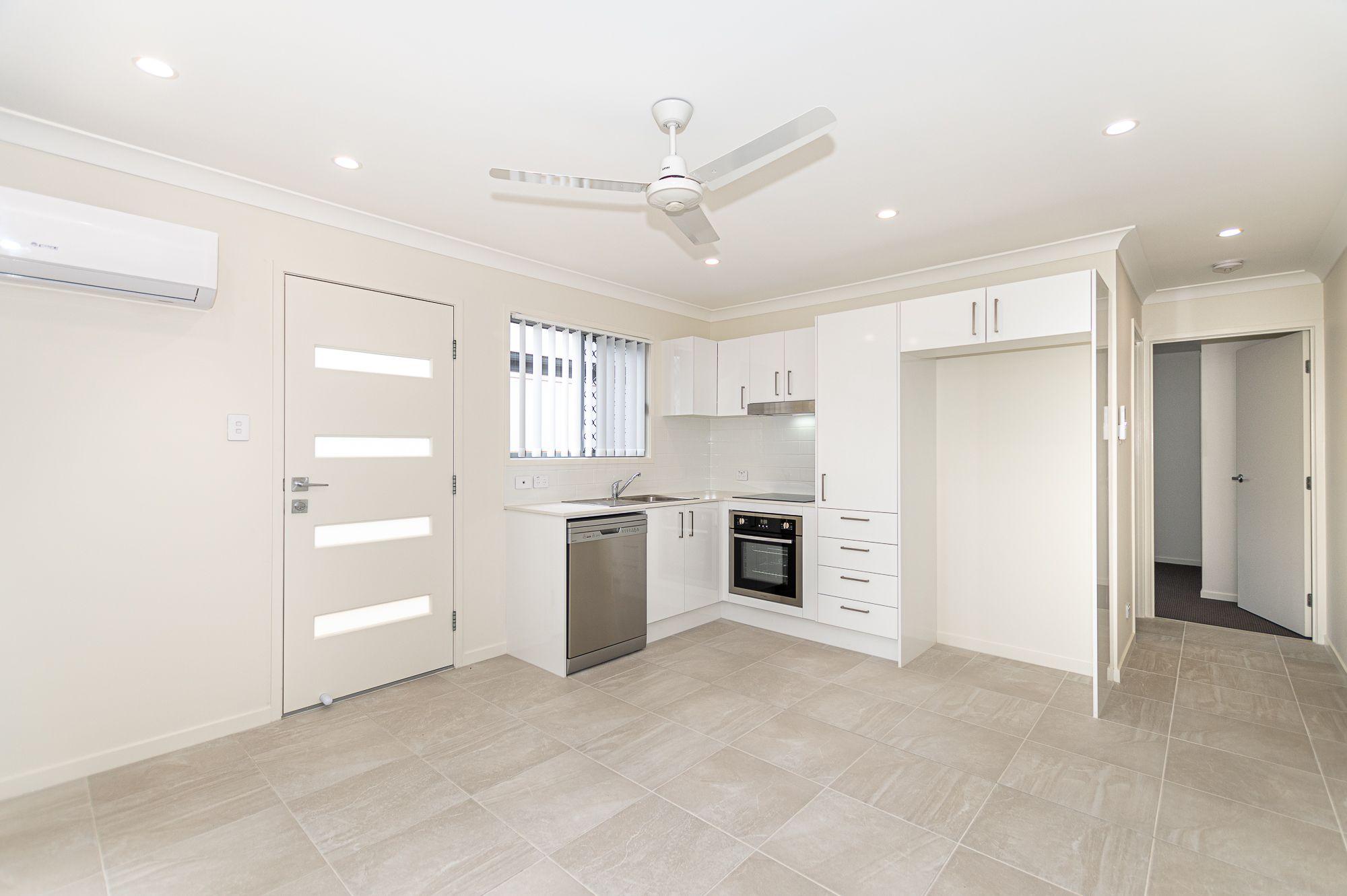 DuplexSemi-detached for Rent: Redbank Plains, QLD 4301, QLD, 4301