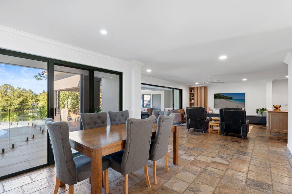 House for Rent: Mermaid Waters, QLD 4218, QLD, 4218