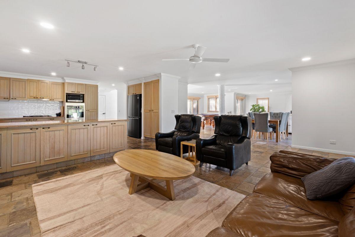 House for Rent: Mermaid Waters, QLD 4218, QLD, 4218