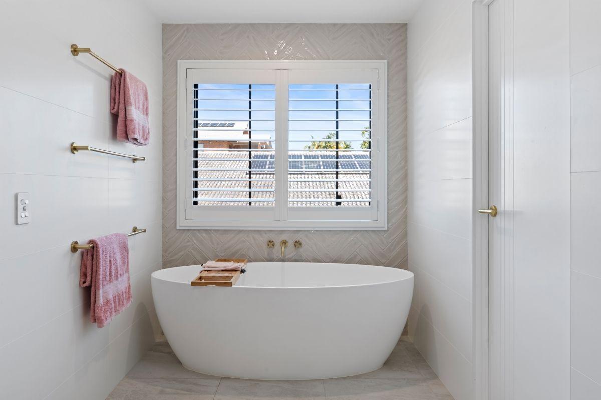 House for Rent: Mermaid Waters, QLD 4218, QLD, 4218