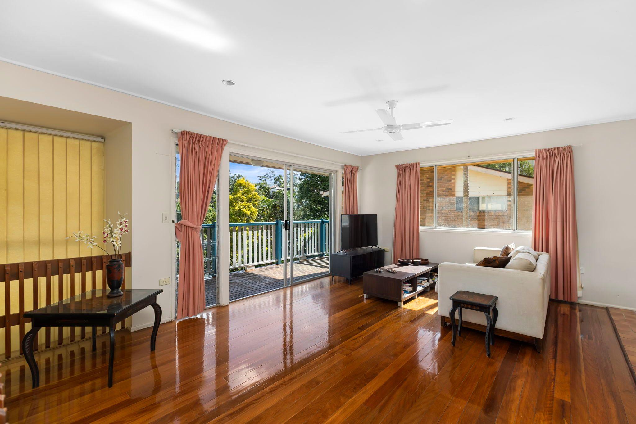 Outdoor Oasis & Dual Living Opportunity