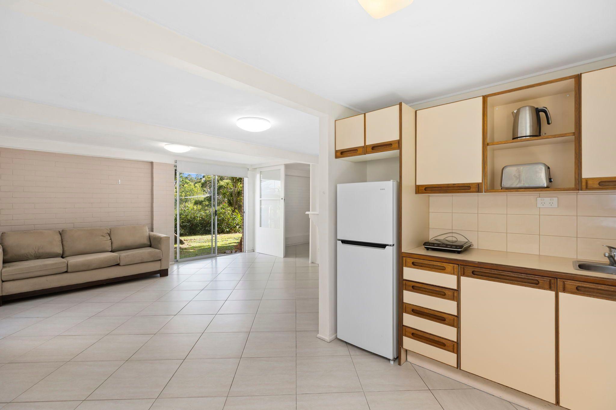 Outdoor Oasis & Dual Living Opportunity