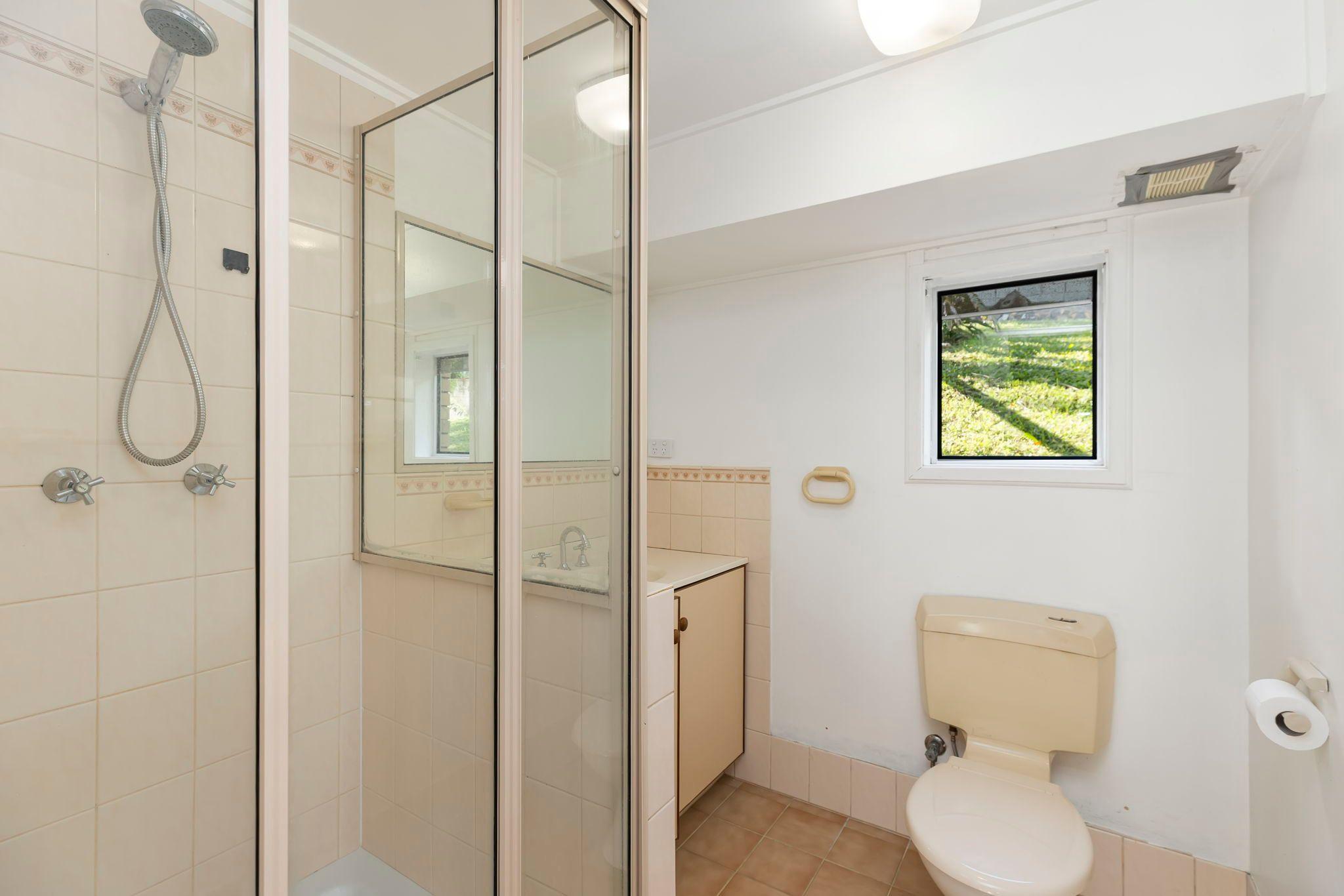 Outdoor Oasis & Dual Living Opportunity