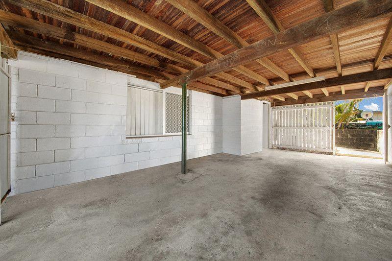 COZY 2-BEDROOM UNIT WITH RUMPUS ROOM