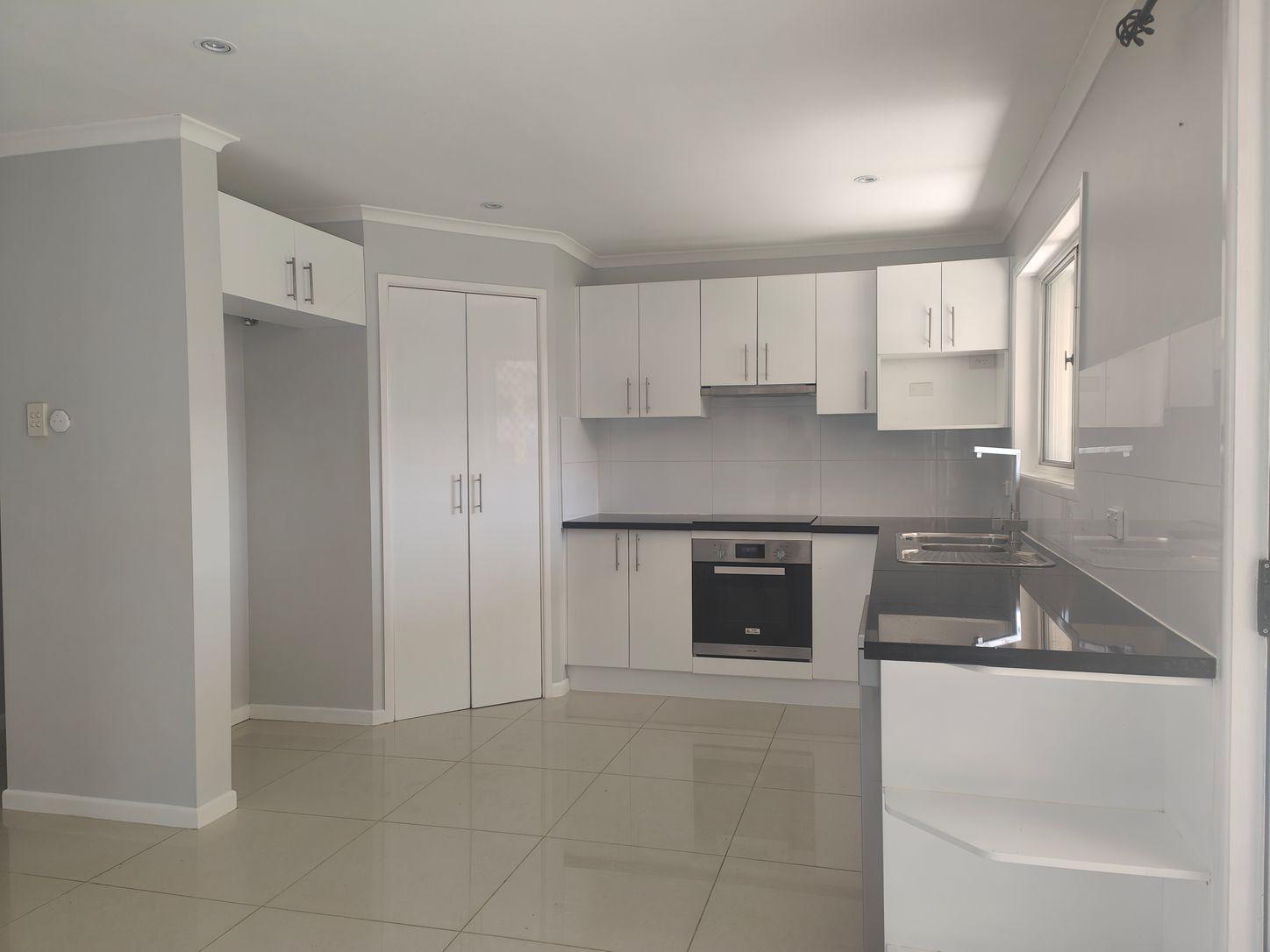 House for Rent: Mount Warren Park, QLD 4207, QLD, 4207
