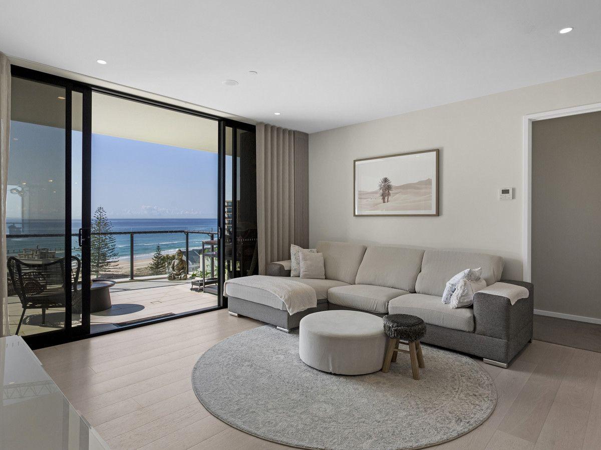 Prop-GPT: Property: QLD Palm Beach, QLD 4221 Queensland 4221
