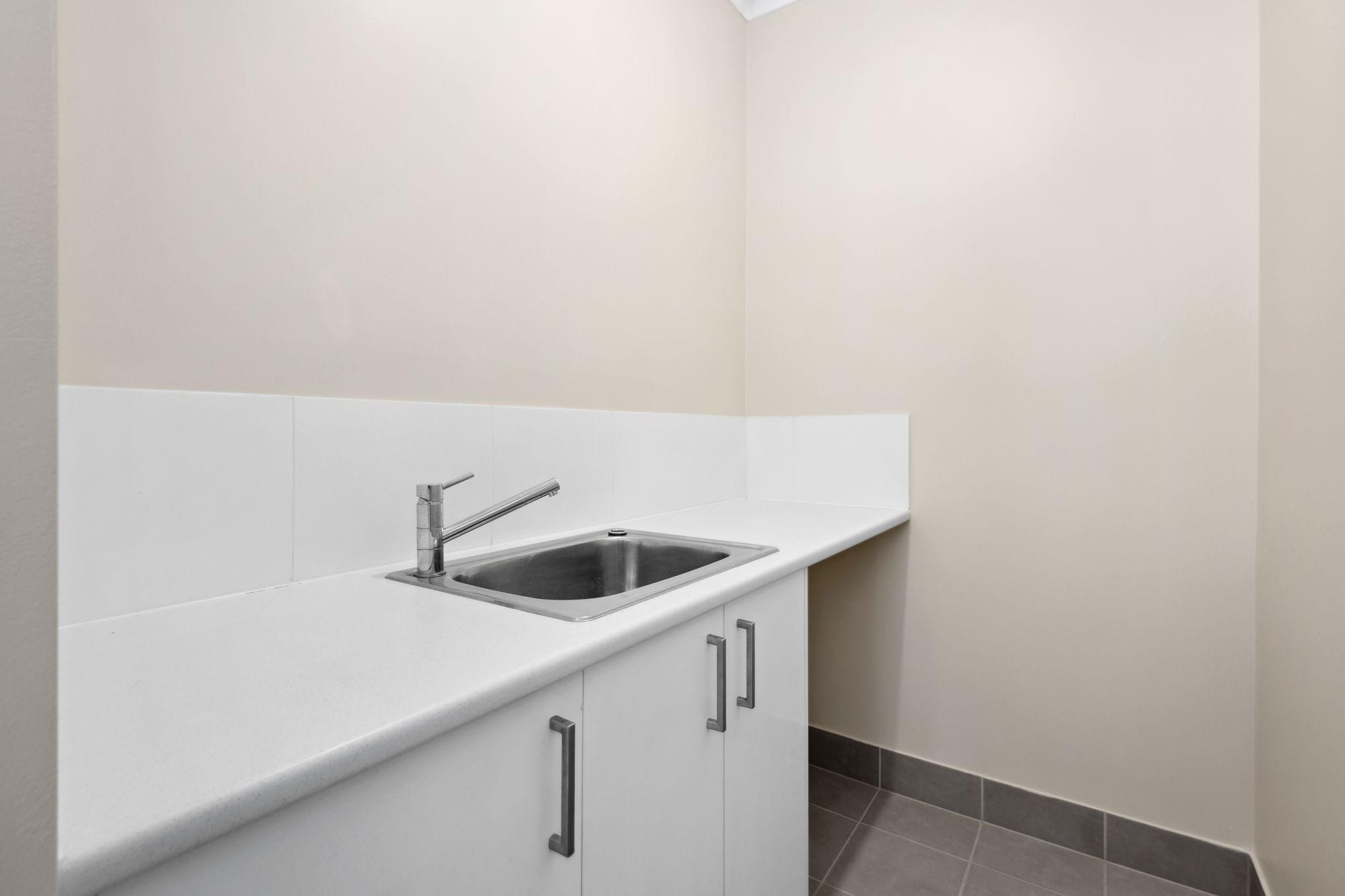 Townhouse for Rent: Aldinga Beach, SA 5173, SA, 5173