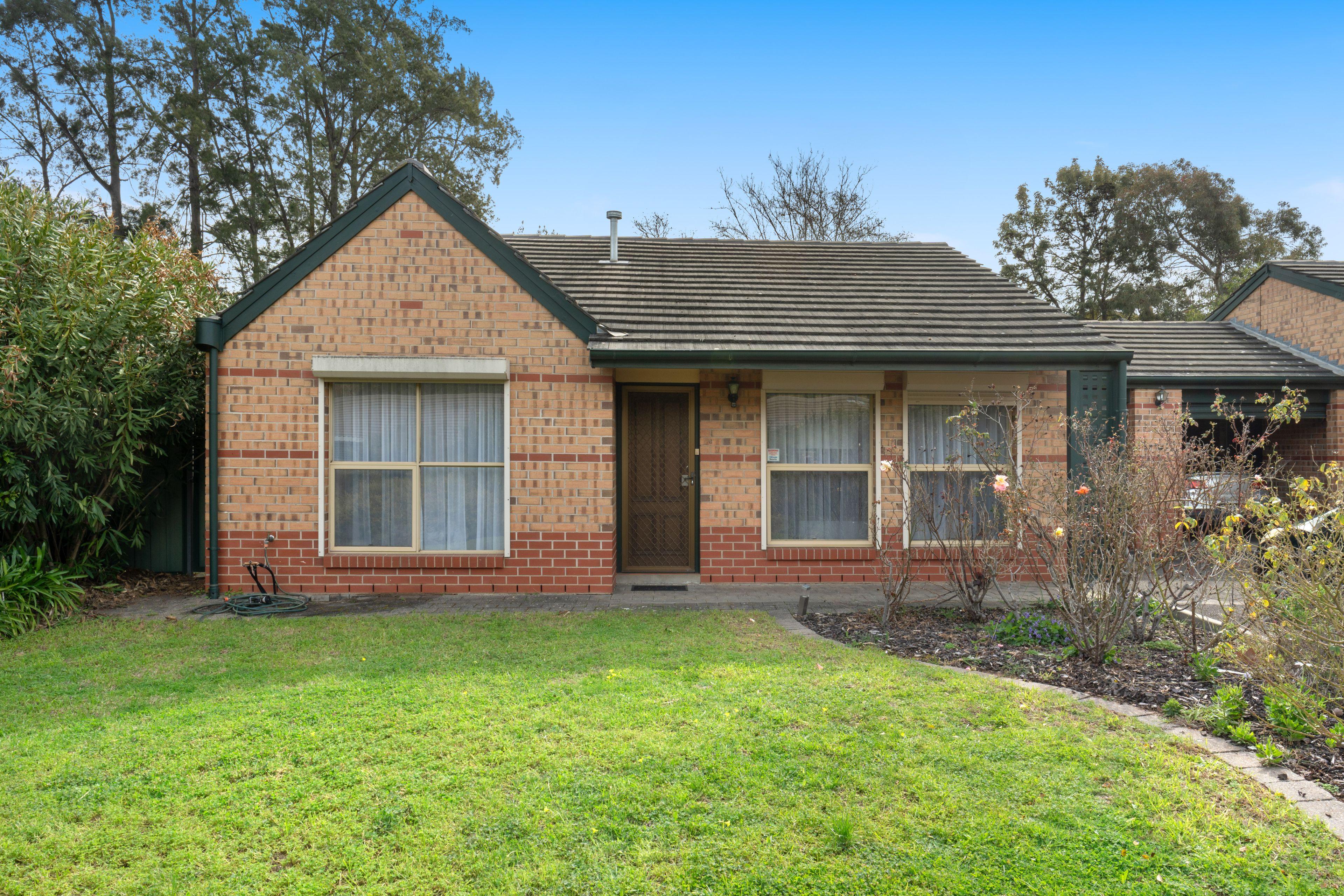 Prop-GPT: House: SA Wynn Vale, SA 5127 Home For Rent