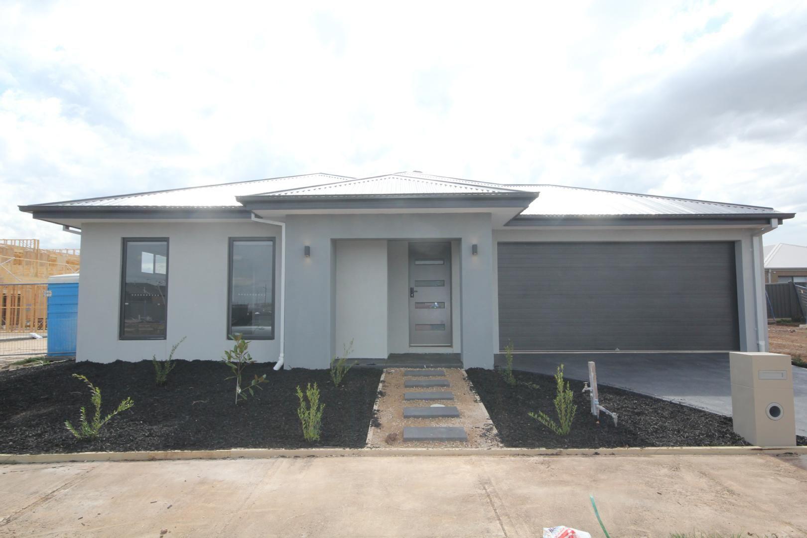 Prop-GPT: House: VIC Truganina, VIC 3029 Home For Rent