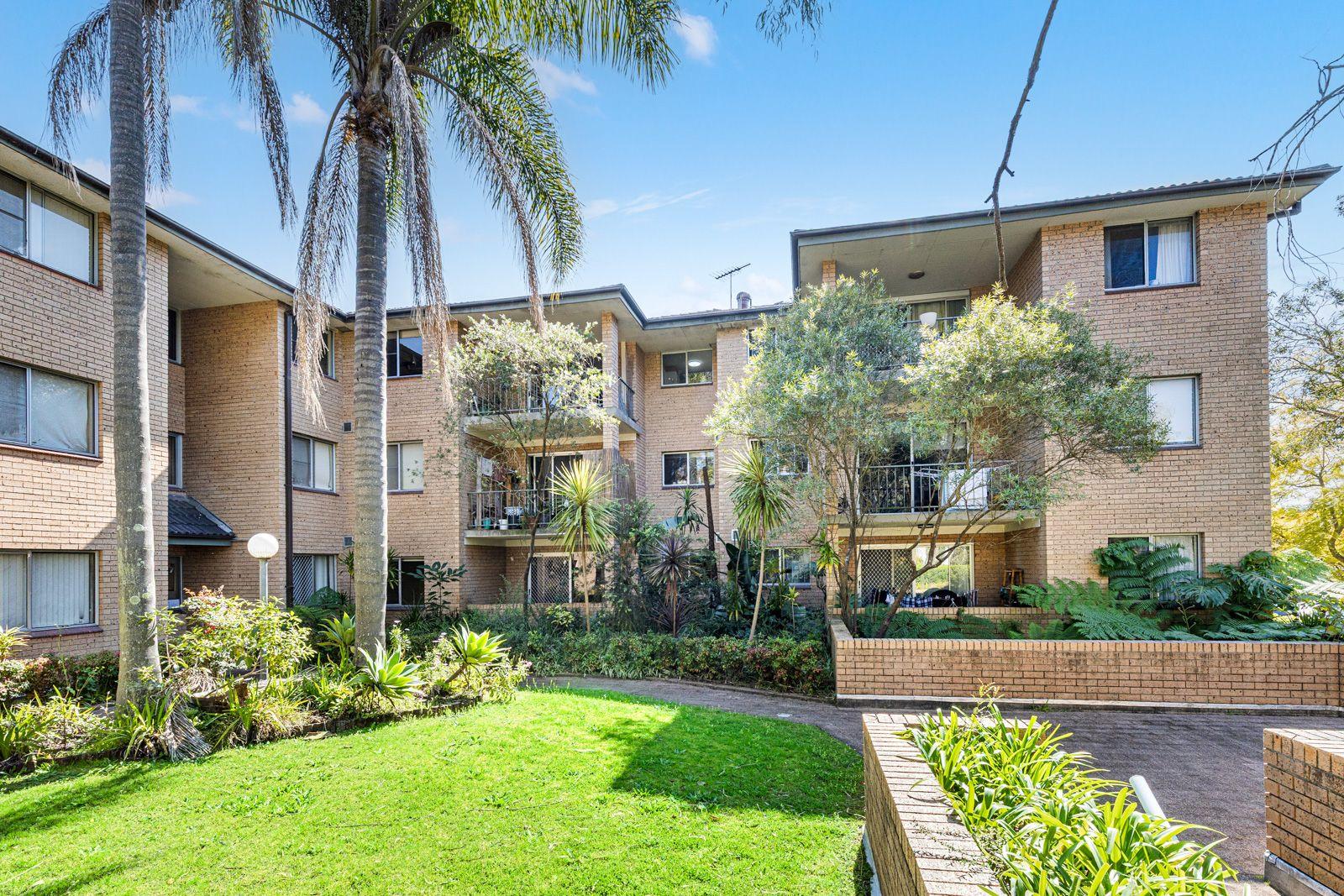 Prop-GPT: Unit: NSW Hornsby, NSW 2077 Home For Rent