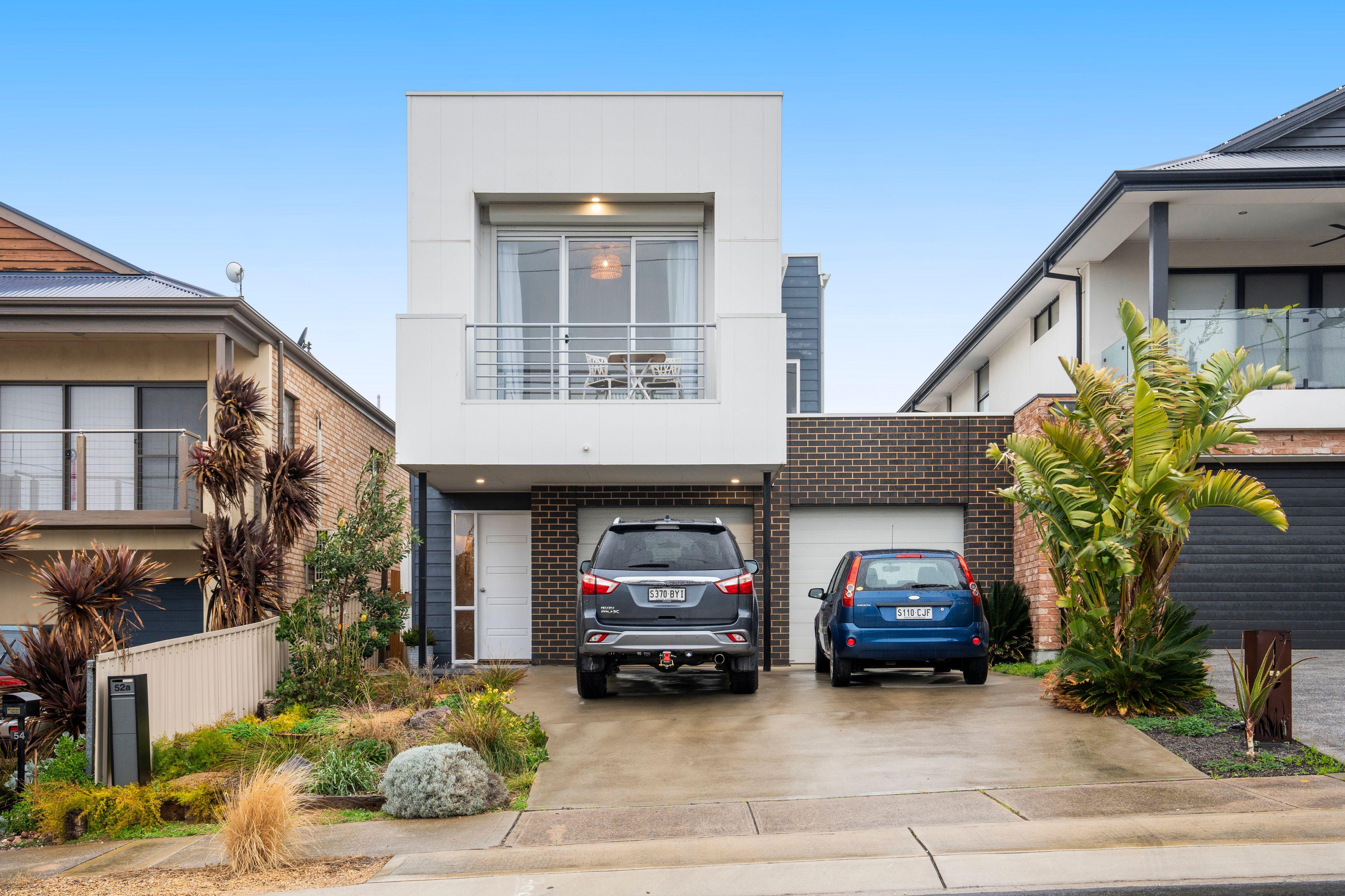 Prop-GPT: House: SA Christies Beach, SA 5165 Home For Rent