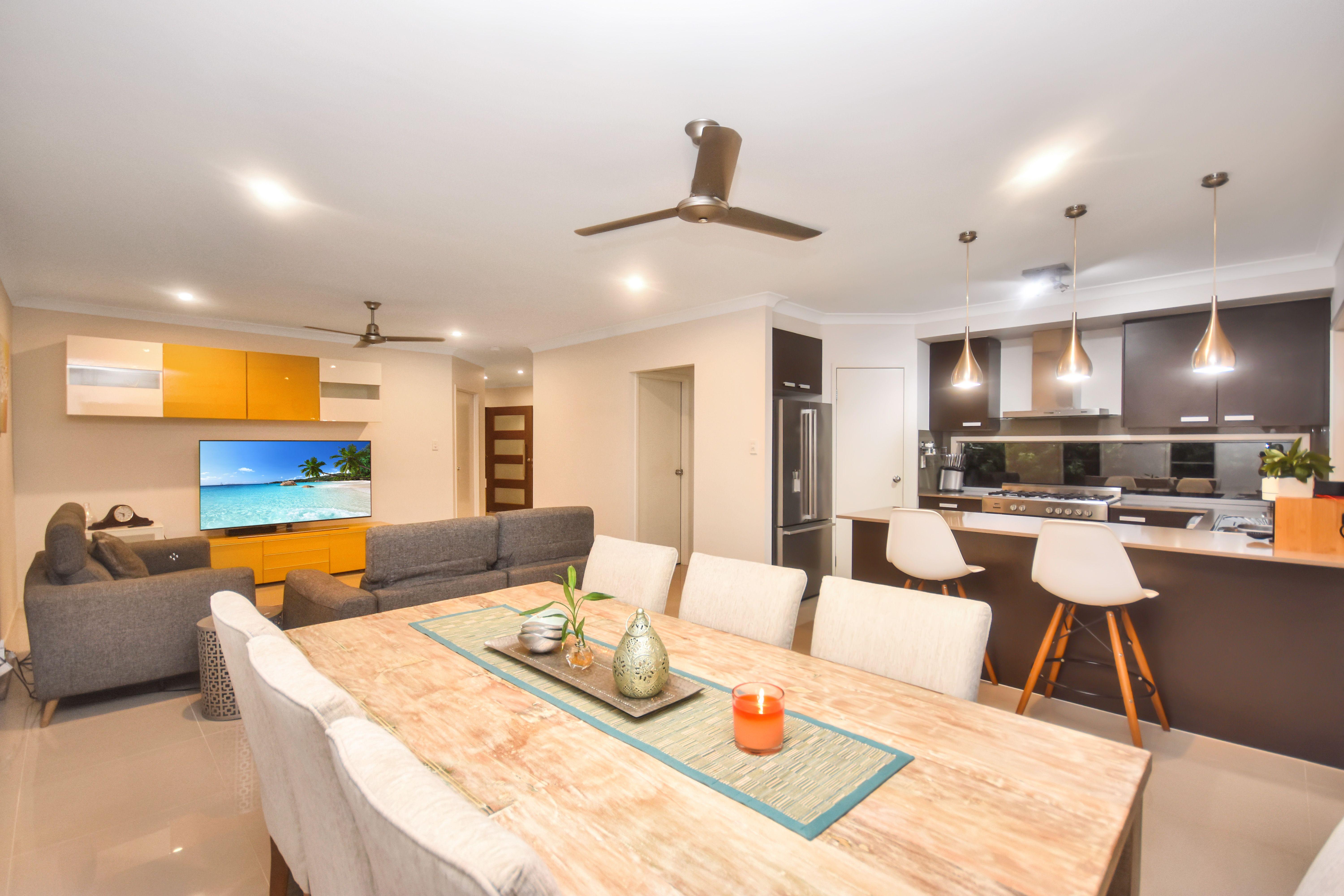 Stunning 4 Bedroom home with mountain views in Narangba