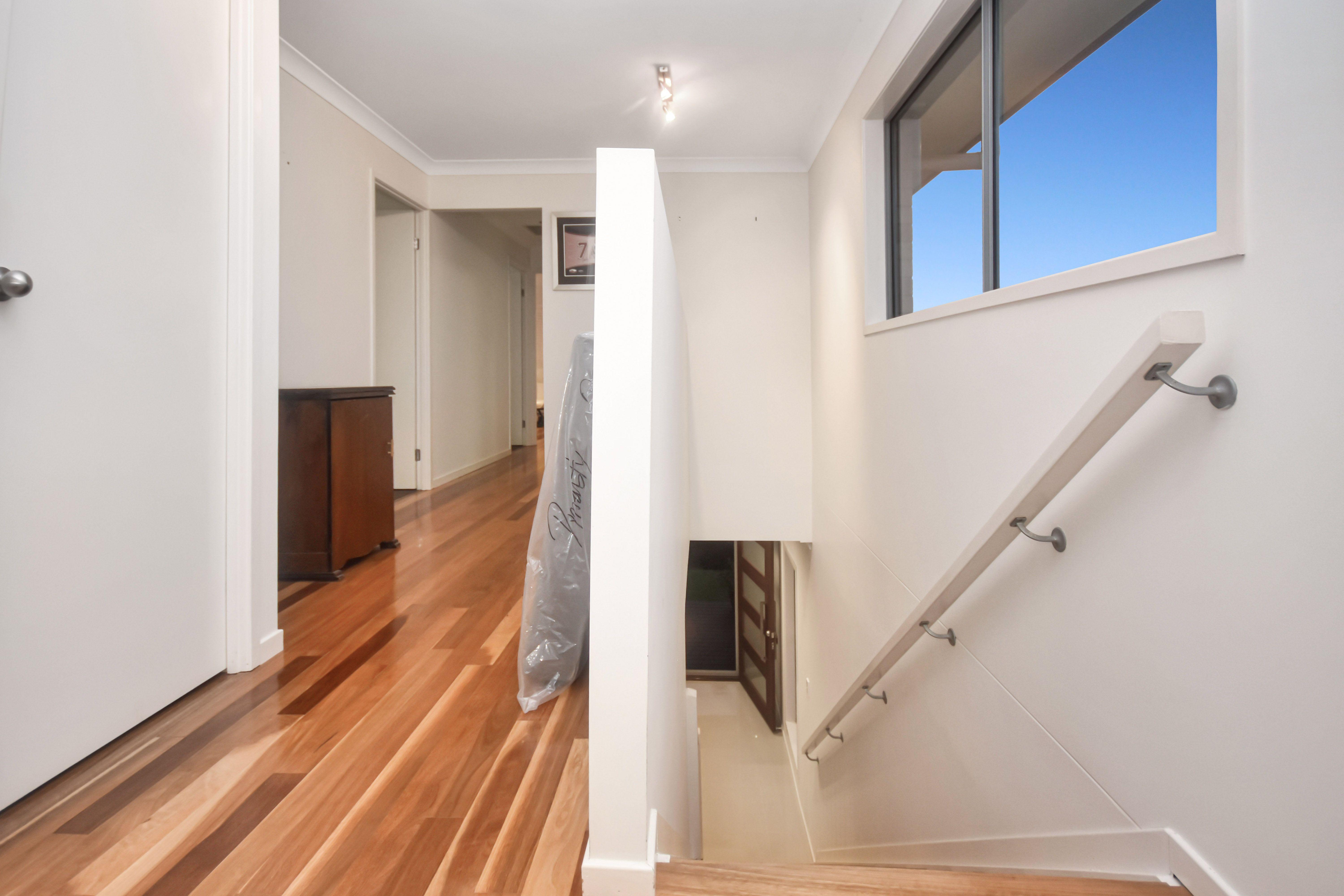 Stunning 4 Bedroom home with mountain views in Narangba