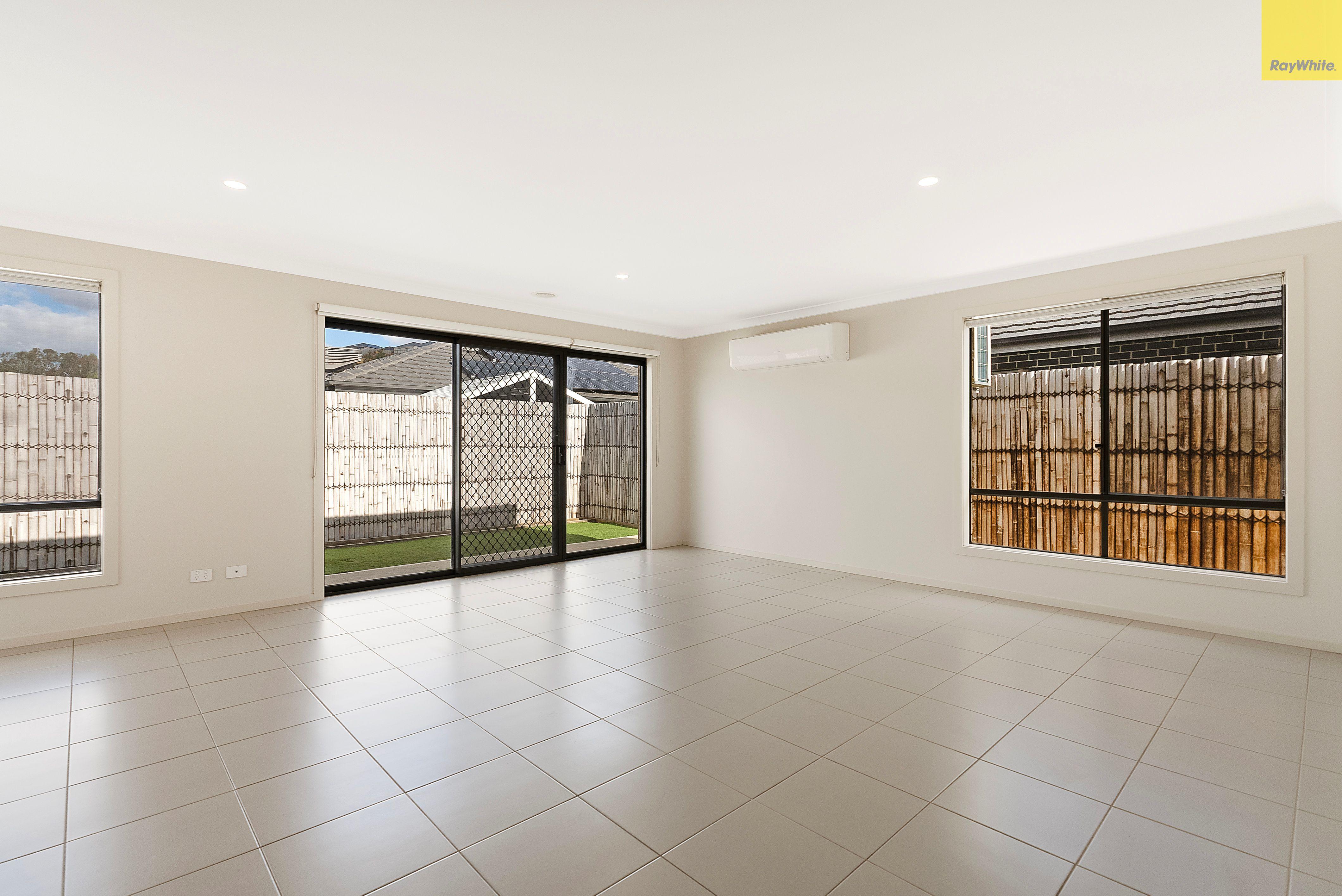 MOVE IN RELAX AND ENJOY