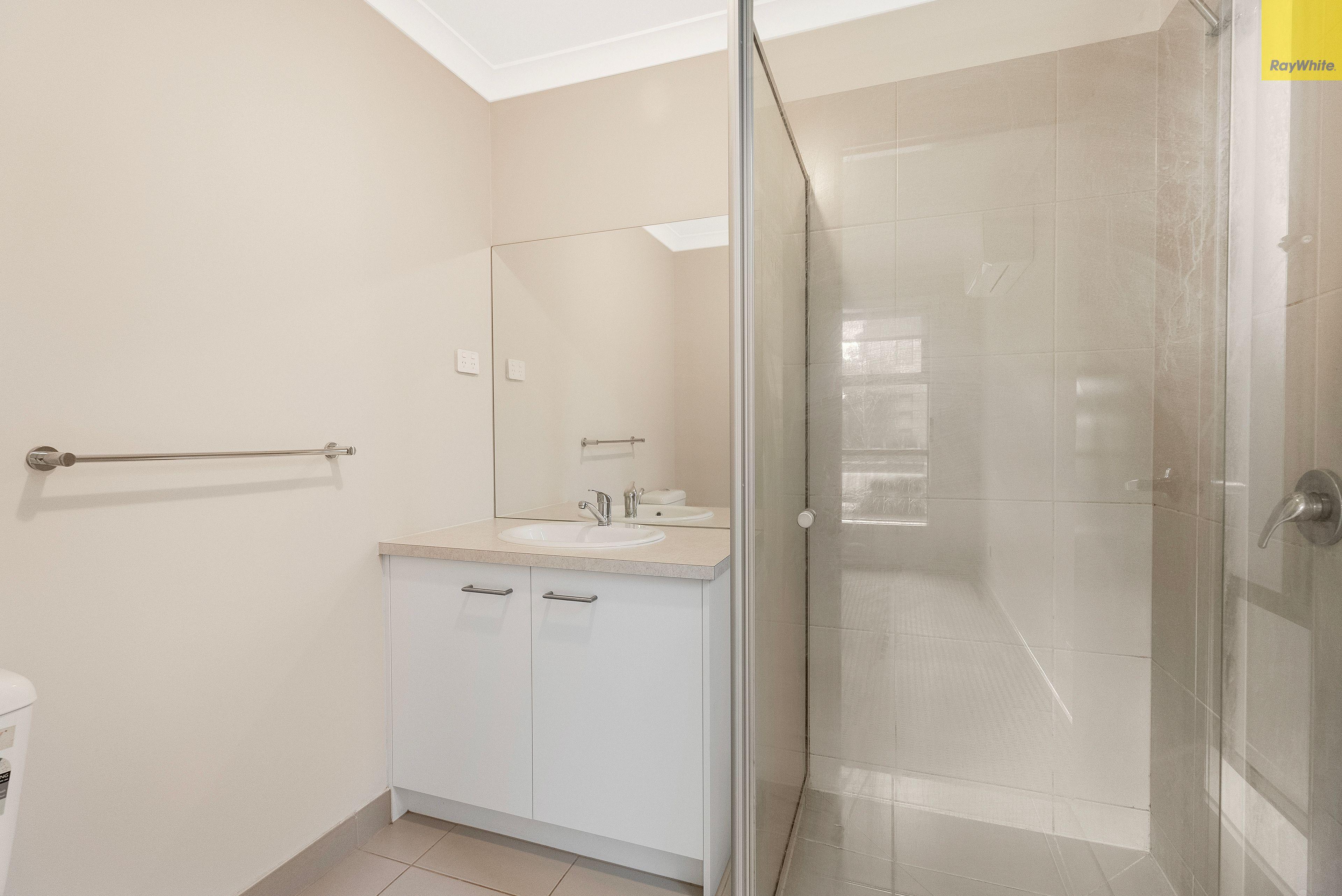 MOVE IN RELAX AND ENJOY