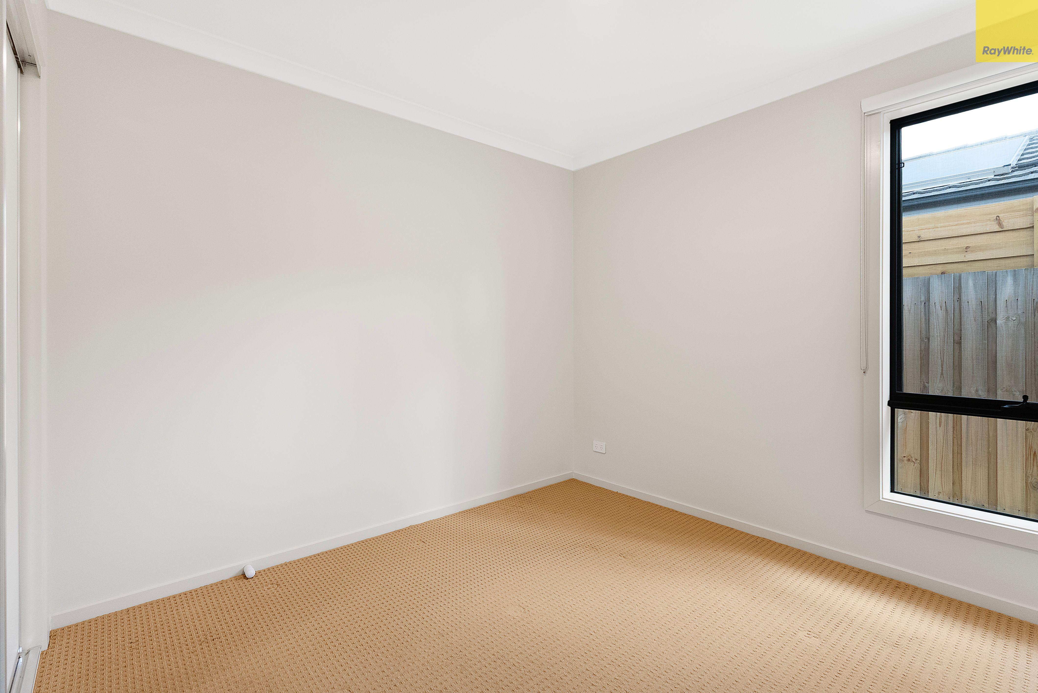 MOVE IN RELAX AND ENJOY