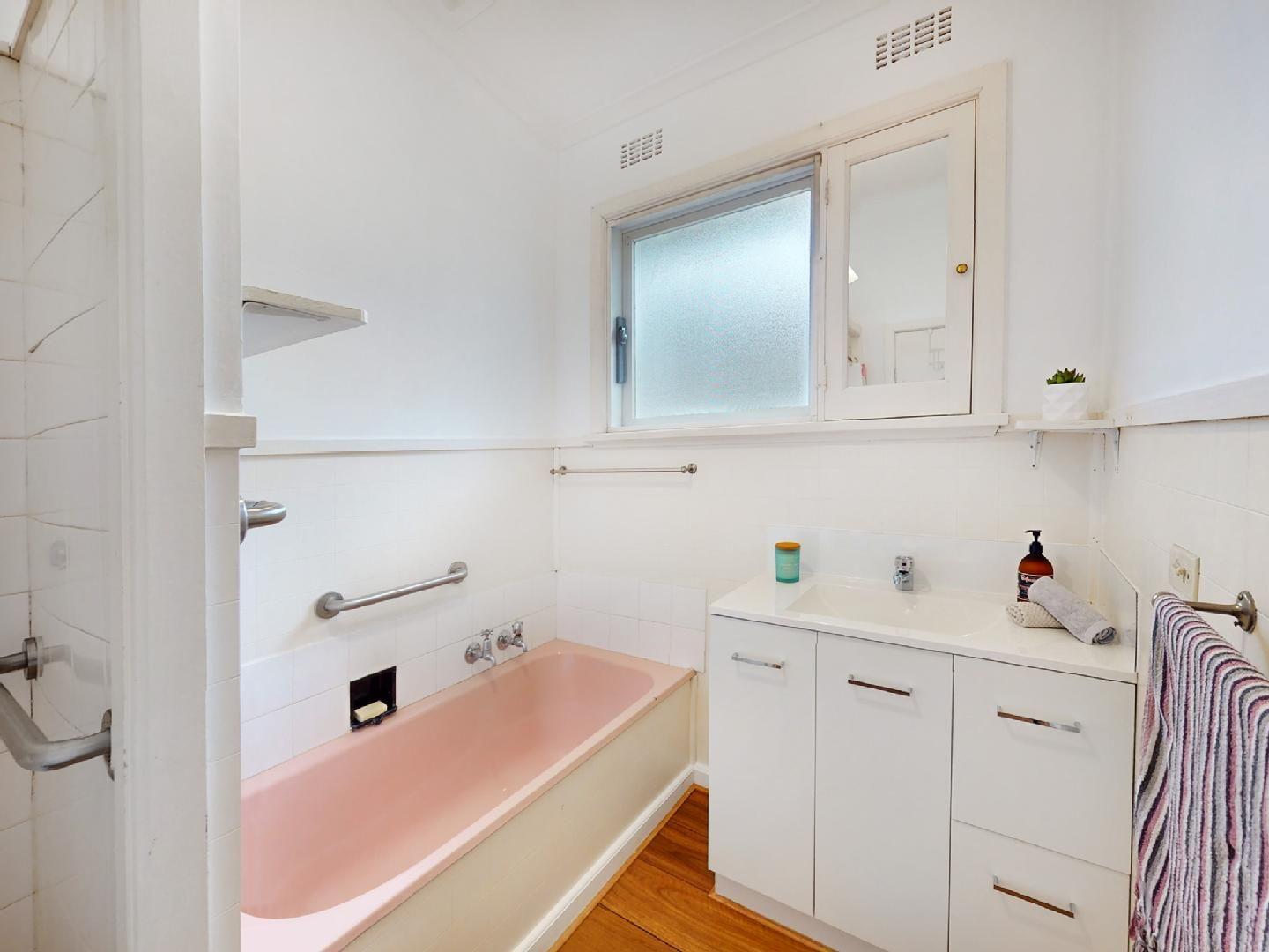 House for Rent: Strathmore, VIC 3041, VIC, 3041