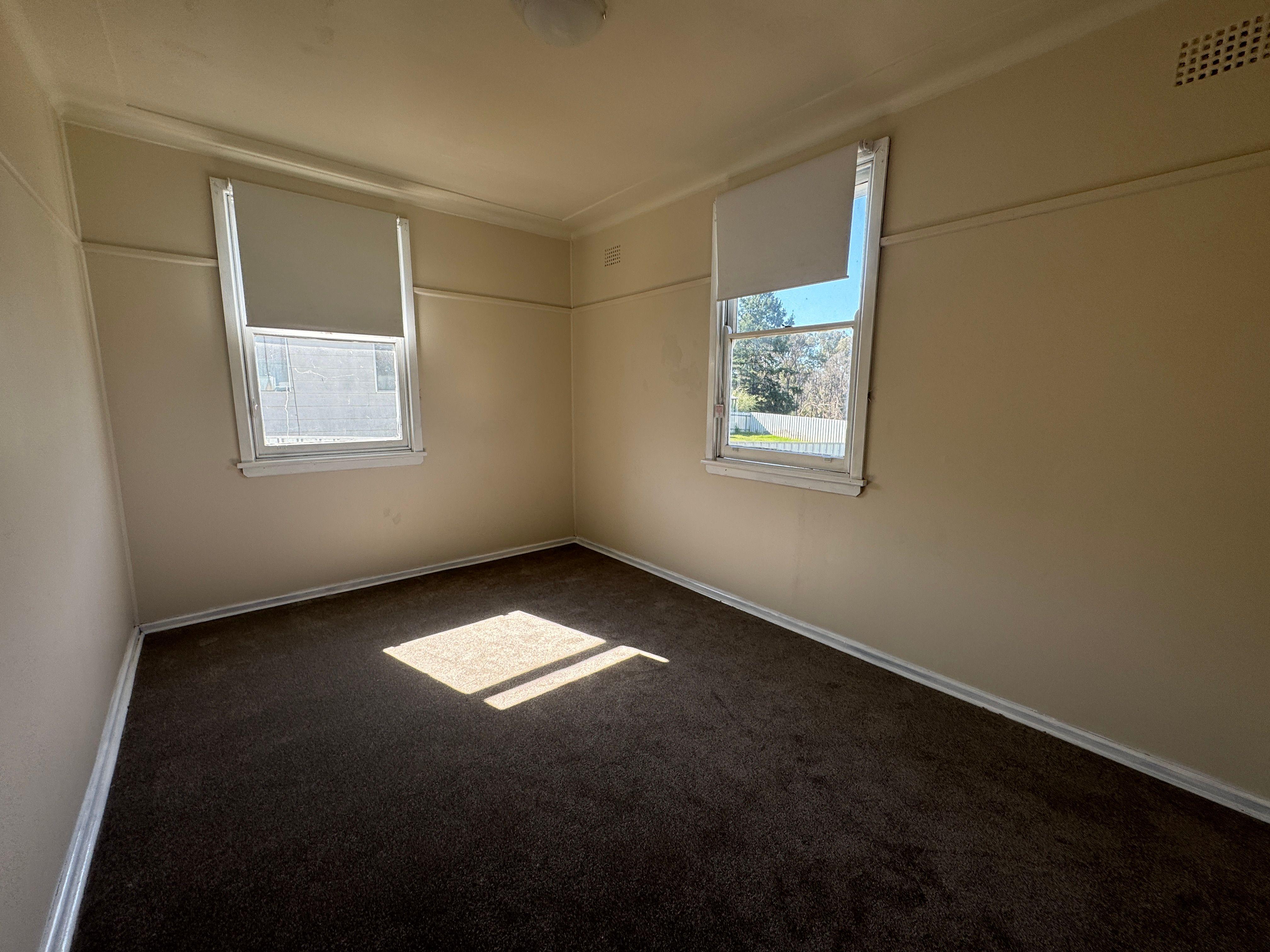 House for Rent: Batlow, NSW 2730, NSW, 2730