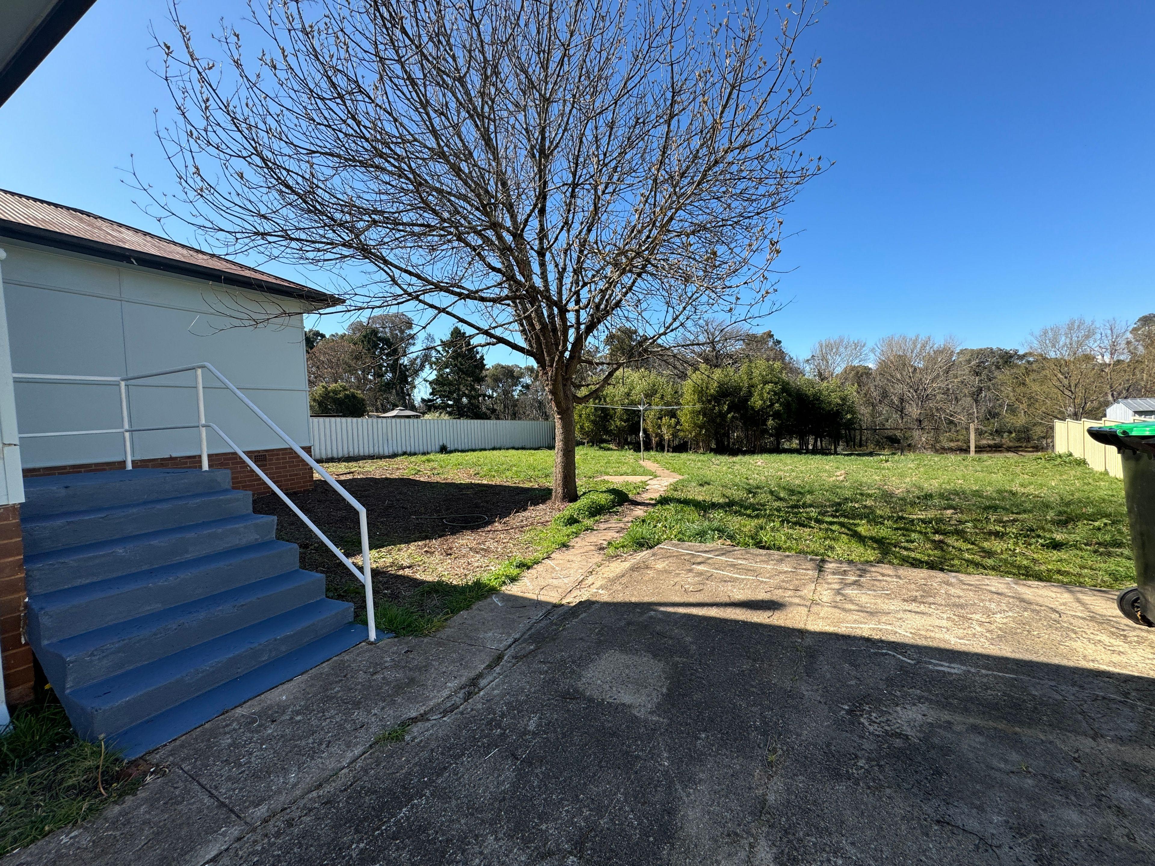 House for Rent: Batlow, NSW 2730, NSW, 2730