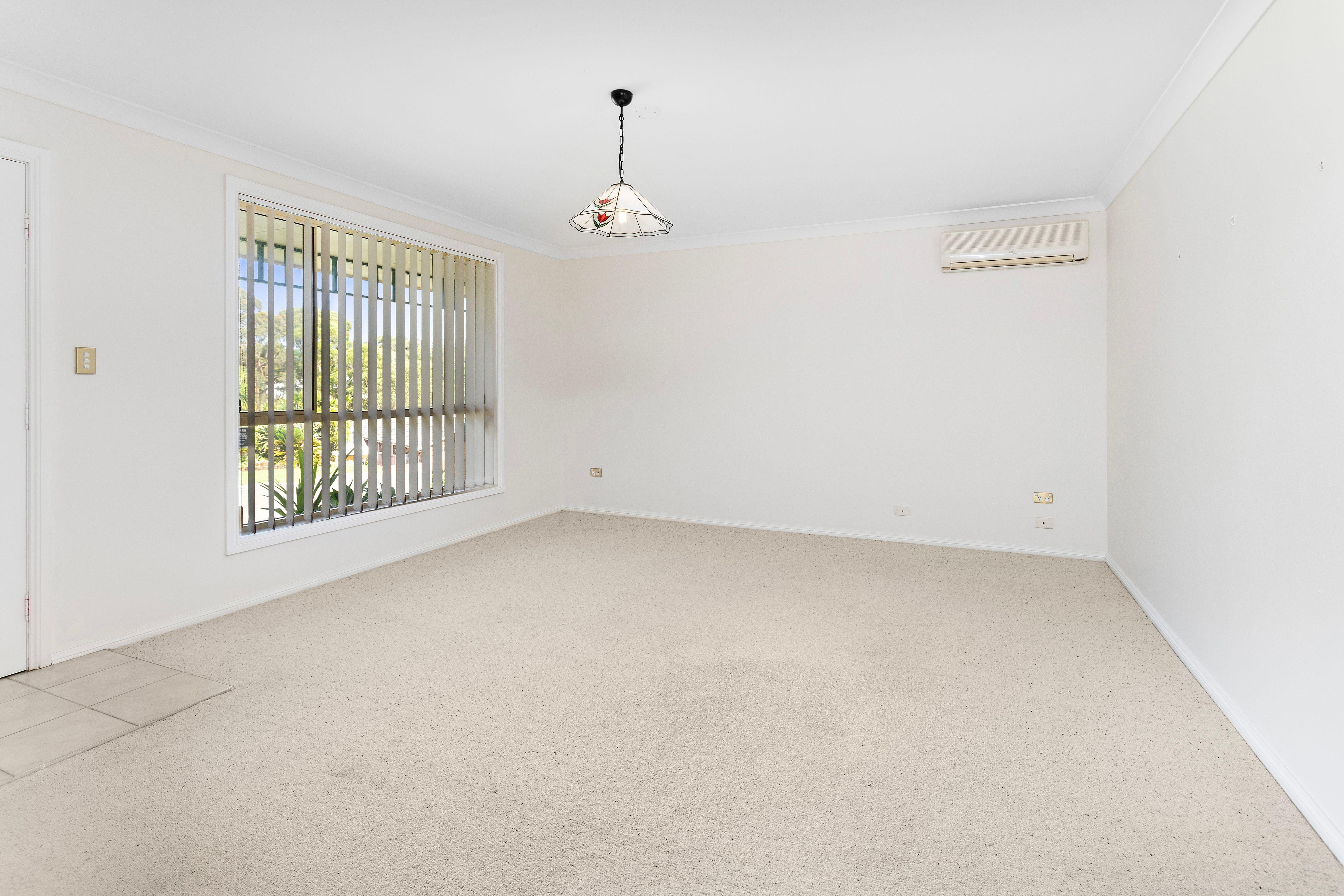 Villa for Rent: Kiama Downs, NSW 2533, NSW, 2533