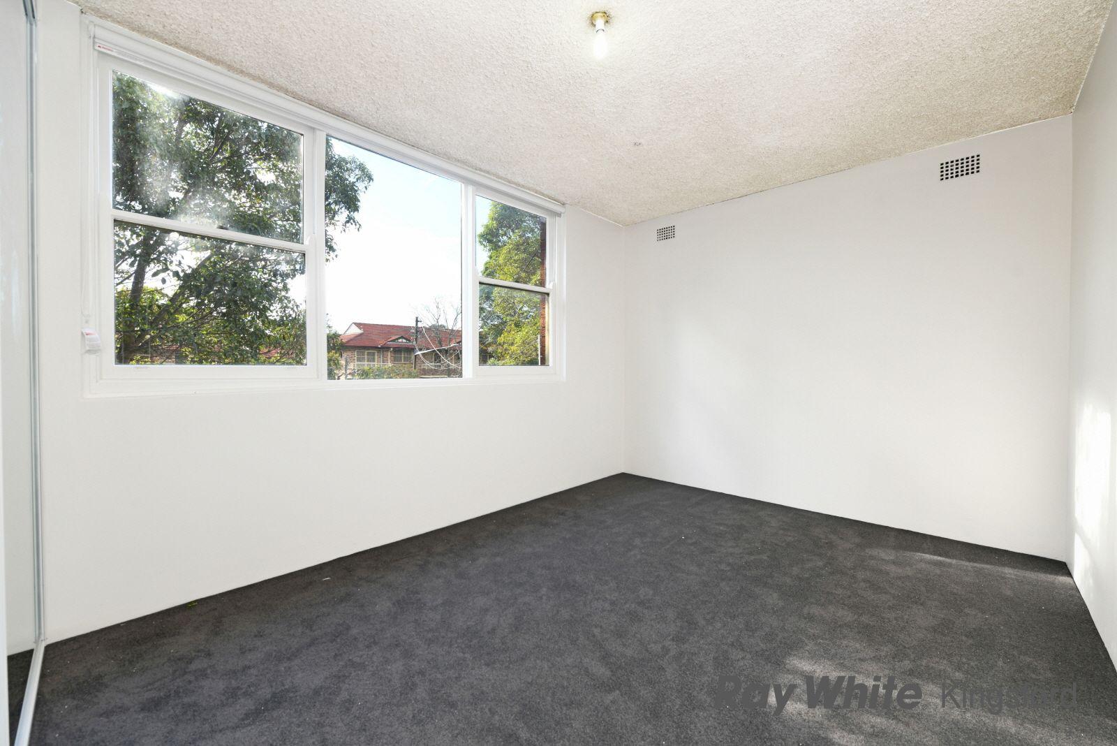 Two Bedroom Unit in Prime Location