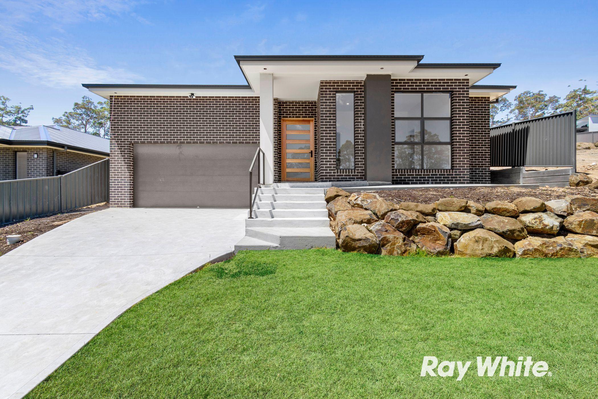 Prop-GPT: House: NSW Sunshine Bay, NSW 2536 Home For Rent