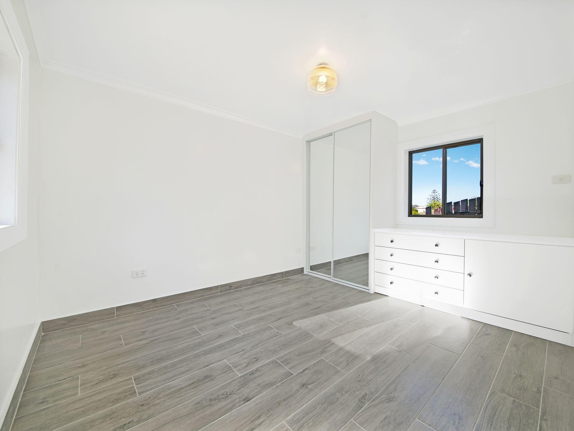 Studio for Rent: Warrawong, NSW 2502, NSW, 2502