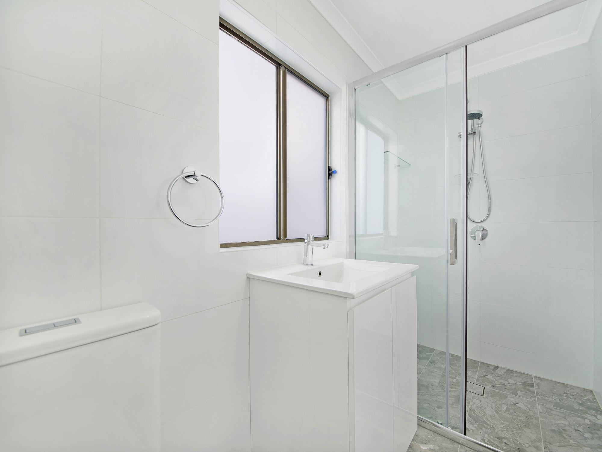 Studio for Rent: Warrawong, NSW 2502, NSW, 2502