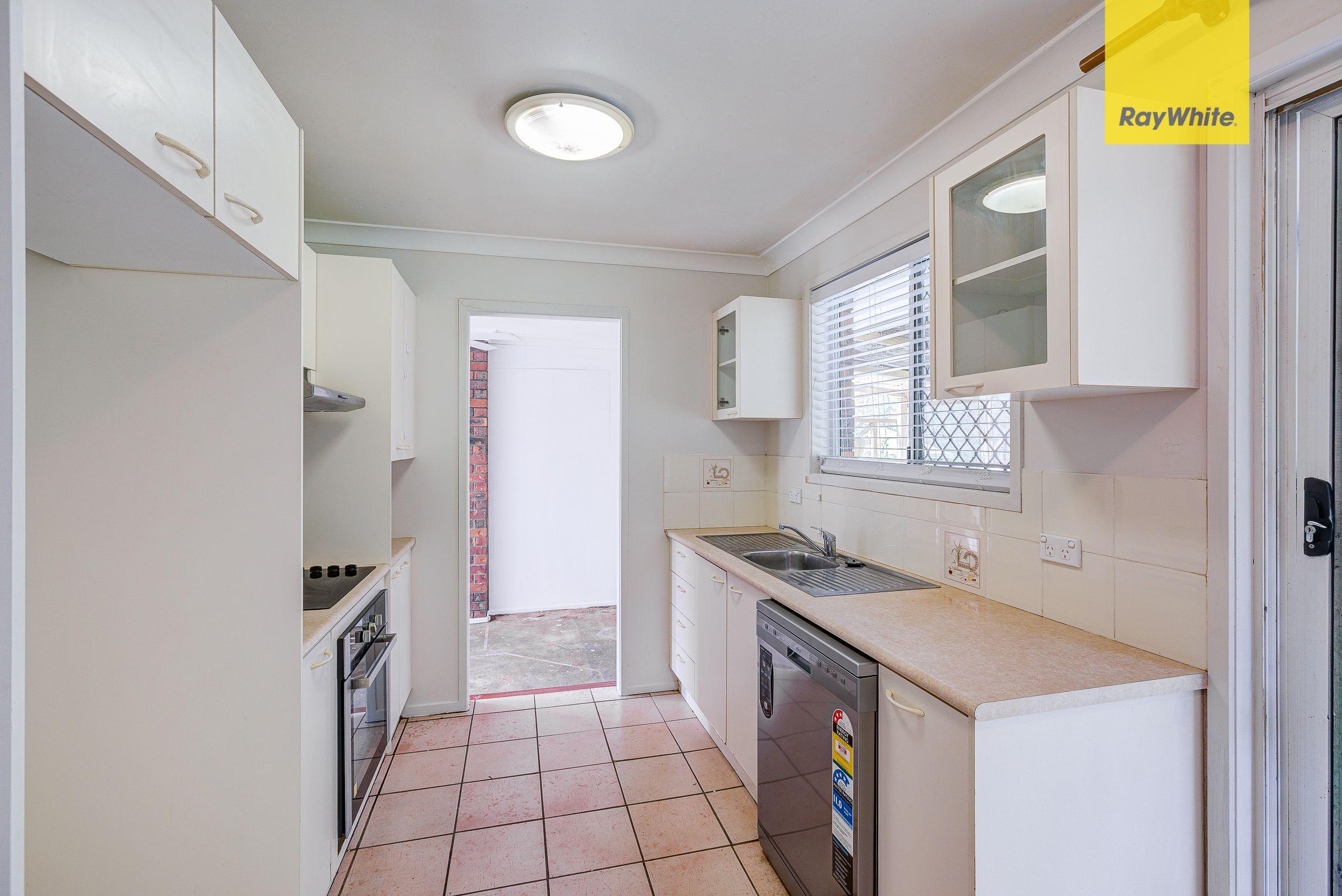 House for Rent: Mount Warren Park, QLD 4207, QLD, 4207