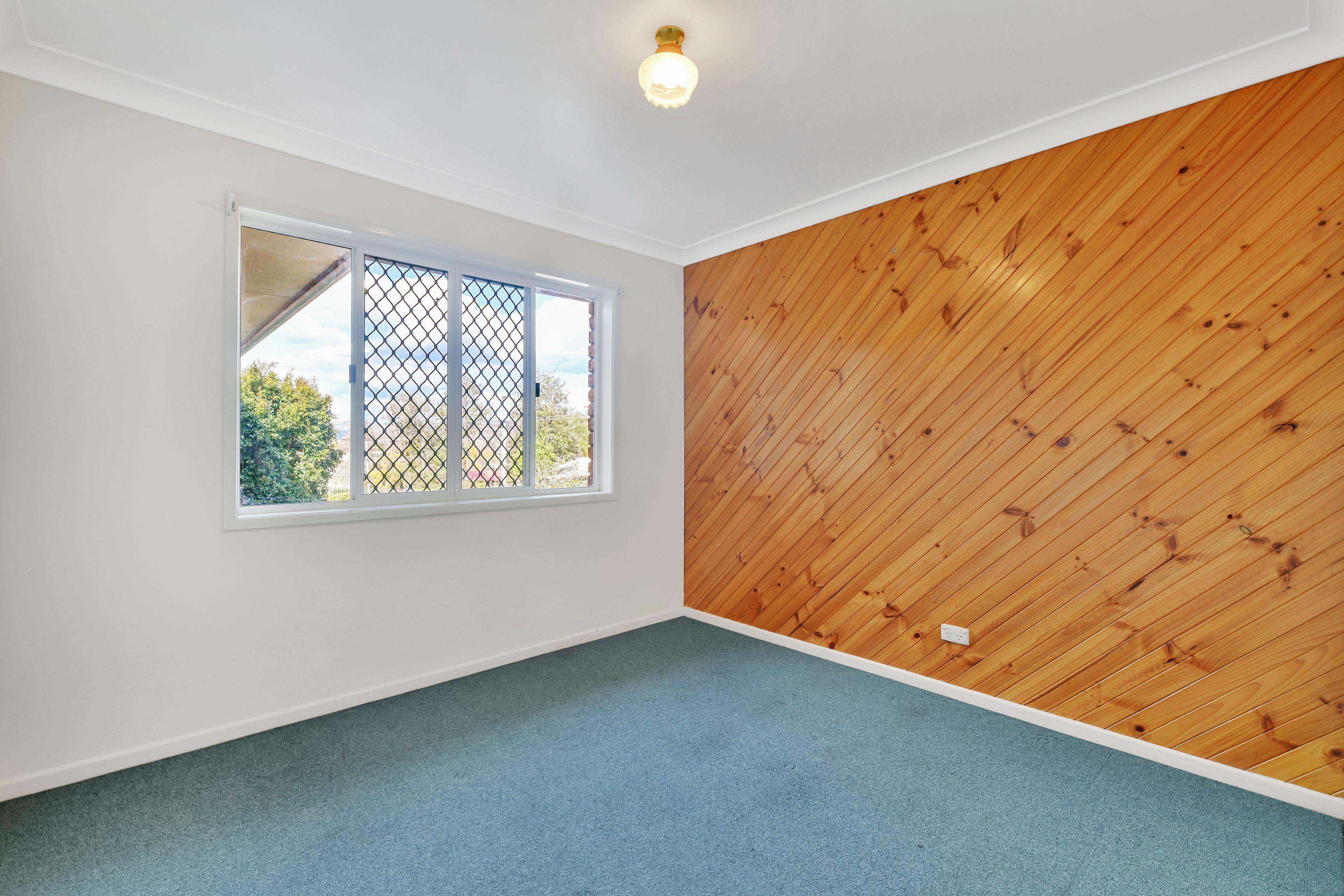 Spacious 4-Bedroom Home in the Heart of Town