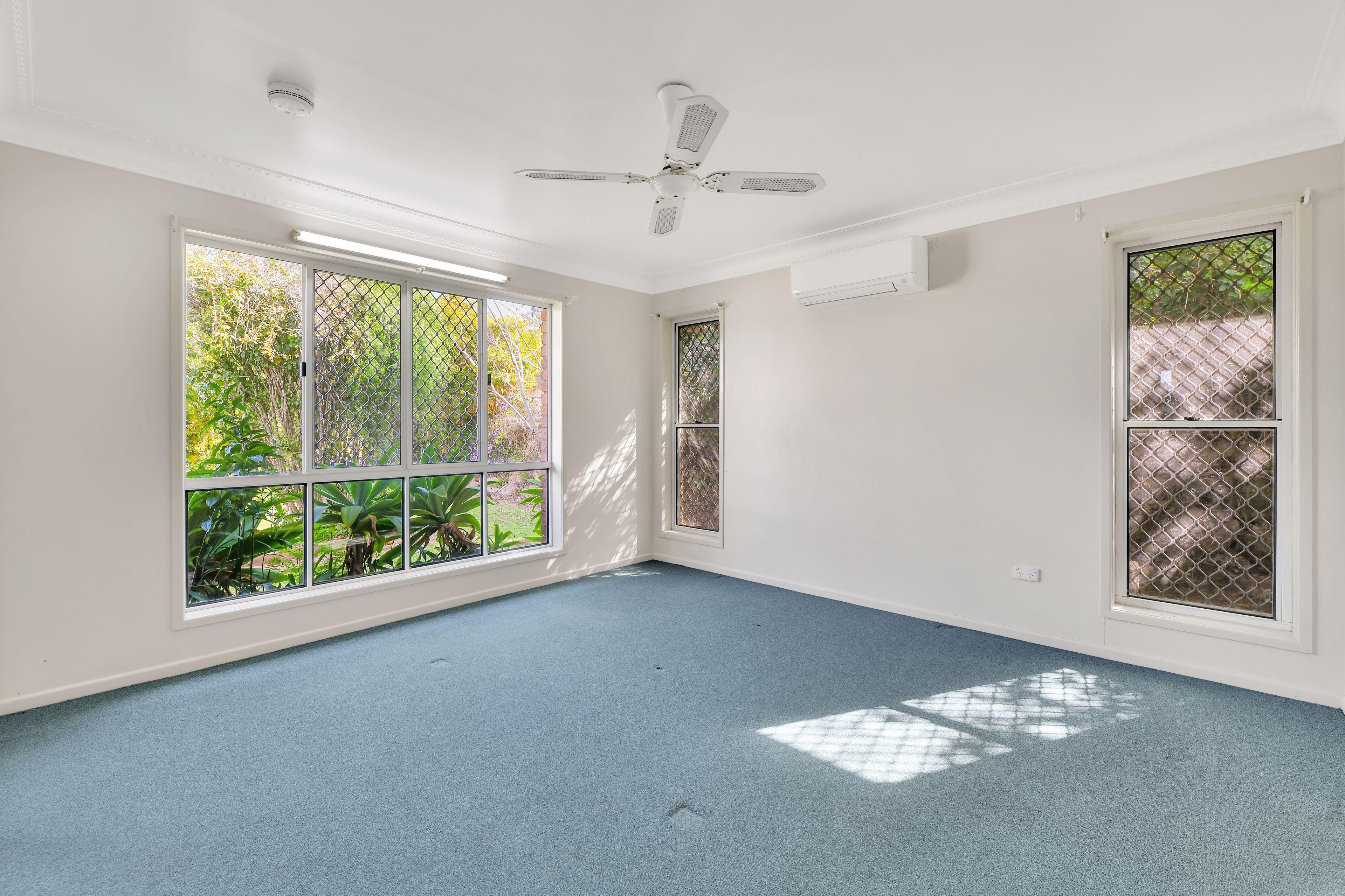 Spacious 4-Bedroom Home in the Heart of Town