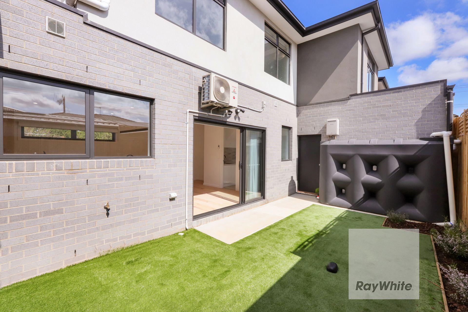 Townhouse for Rent: Airport West, VIC 3042, VIC, 3042