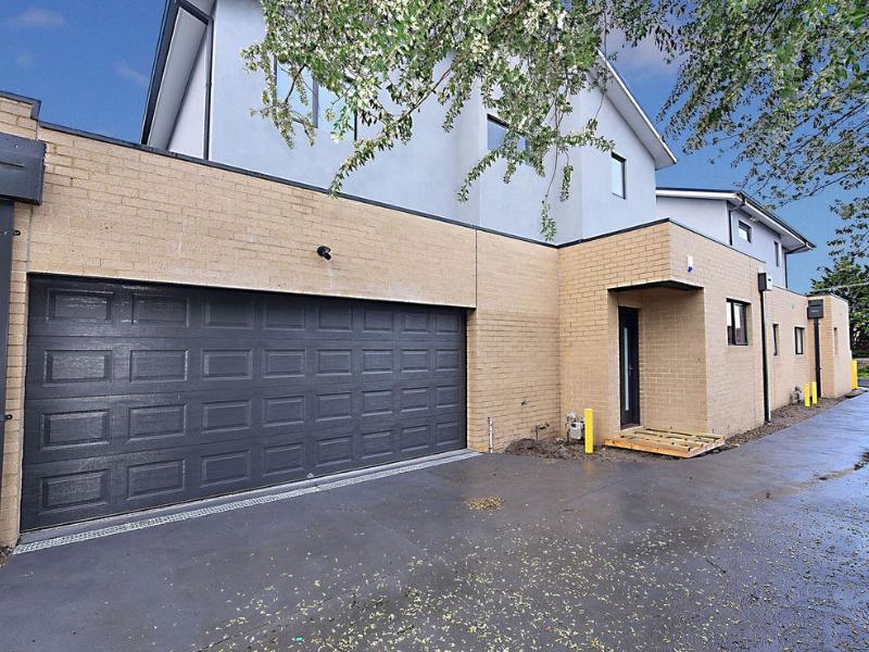 Prop-GPT: Unit: VIC Bonbeach, VIC 3196 Home For Rent