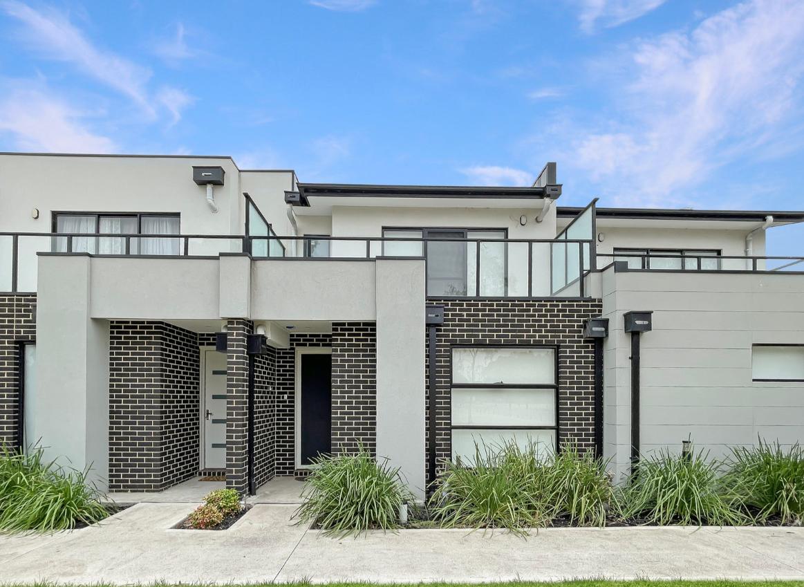 Prop-GPT: House: VIC Wollert, VIC 3750 Home For Rent