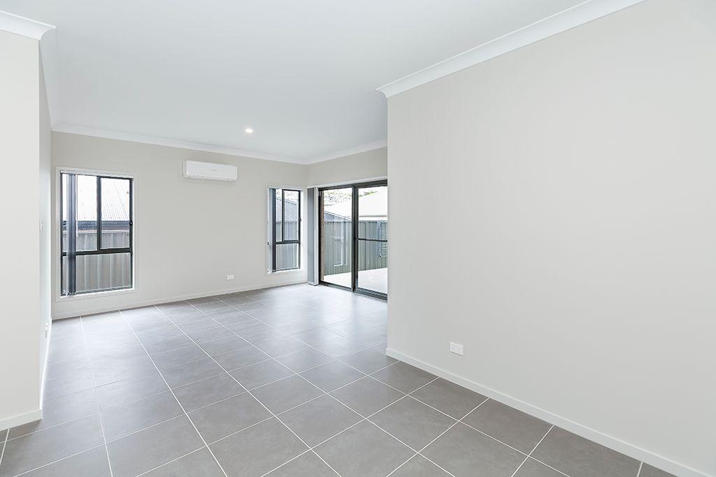 DuplexSemi-detached for Rent: Morisset, NSW 2264, NSW, 2264