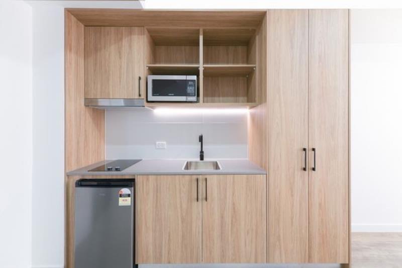 CONVENIENT STUDIO CLOSE TO BEACH - BILLS INCLUDED