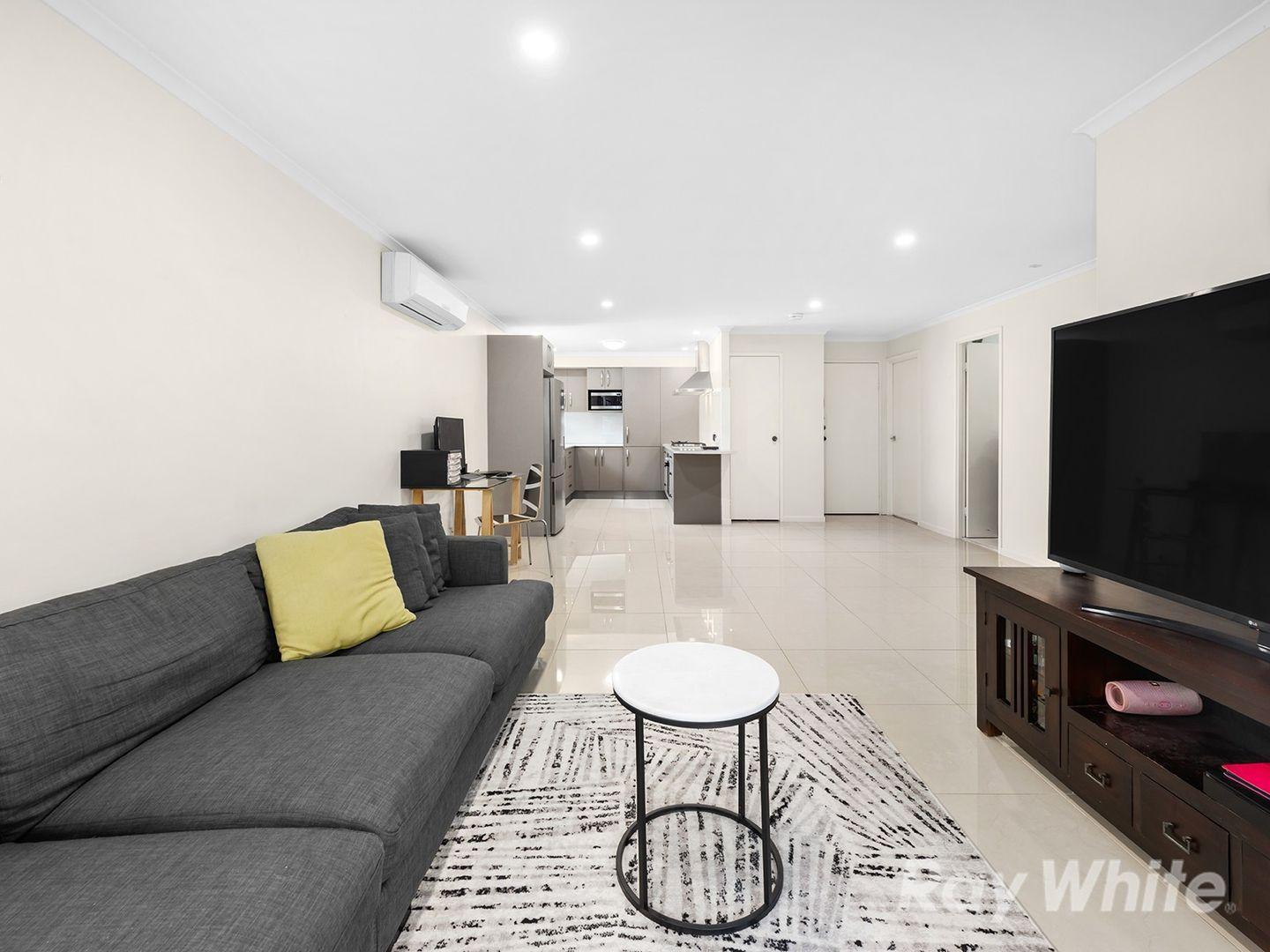 Charming 2-Bedroom Unit in Prime Location