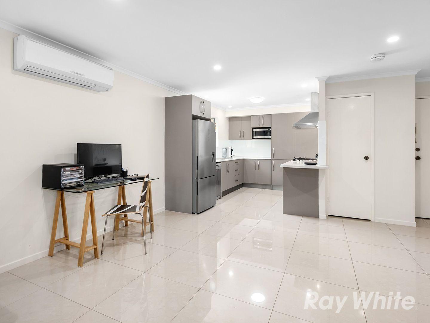 Charming 2-Bedroom Unit in Prime Location