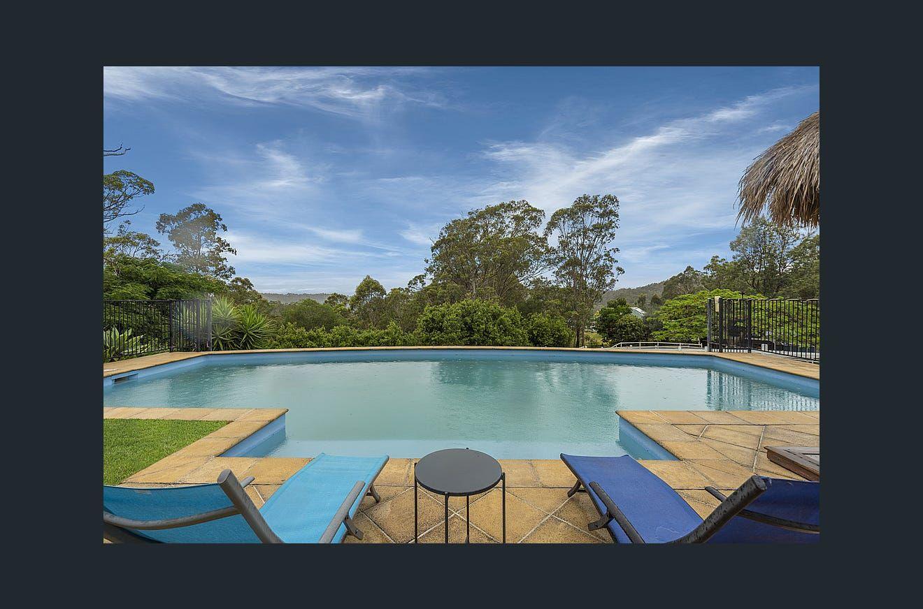 House for Rent: Upper Brookfield, QLD 4069, QLD, 4069