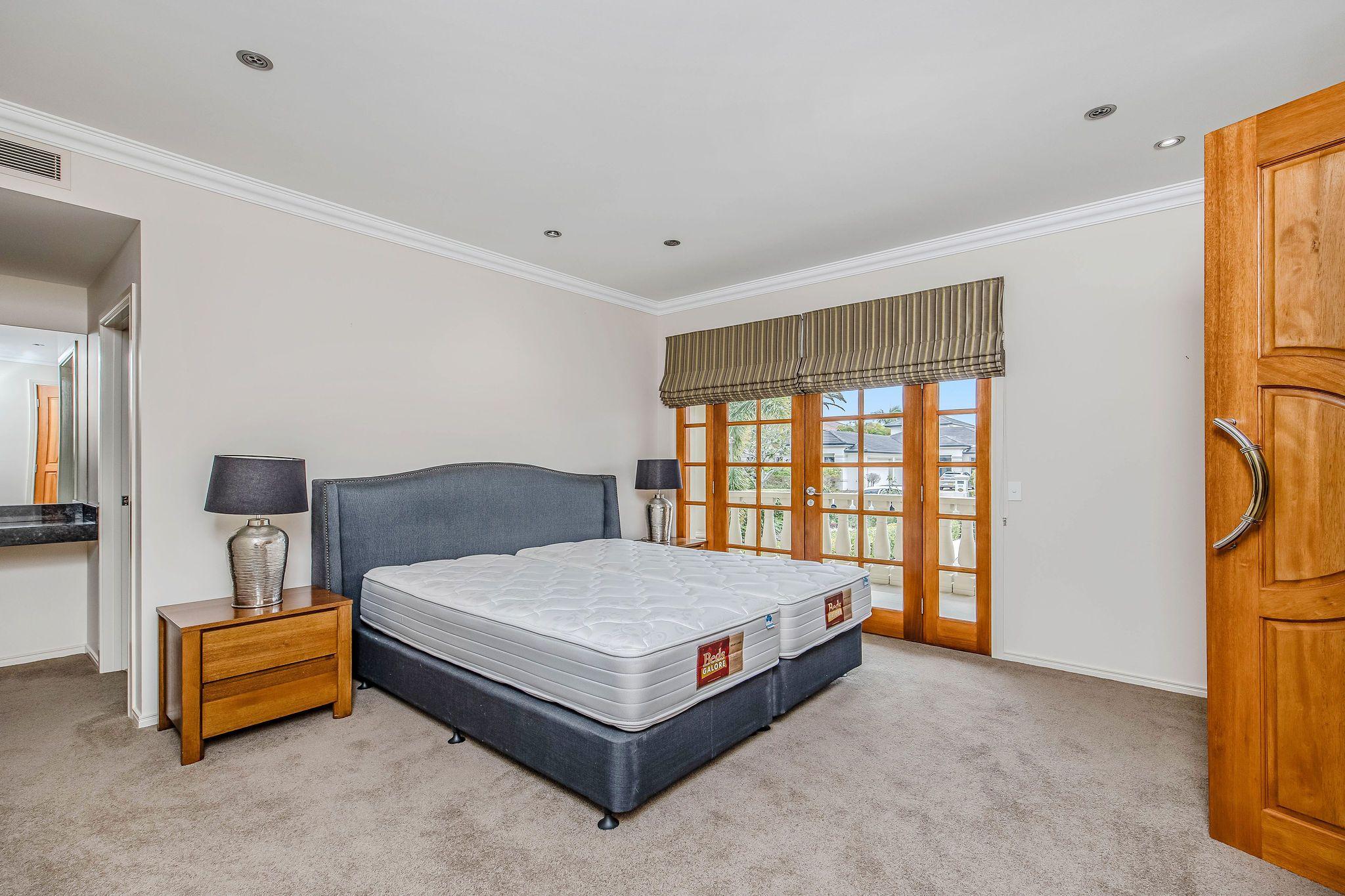 House for Rent: Hope Island, QLD 4212, QLD, 4212