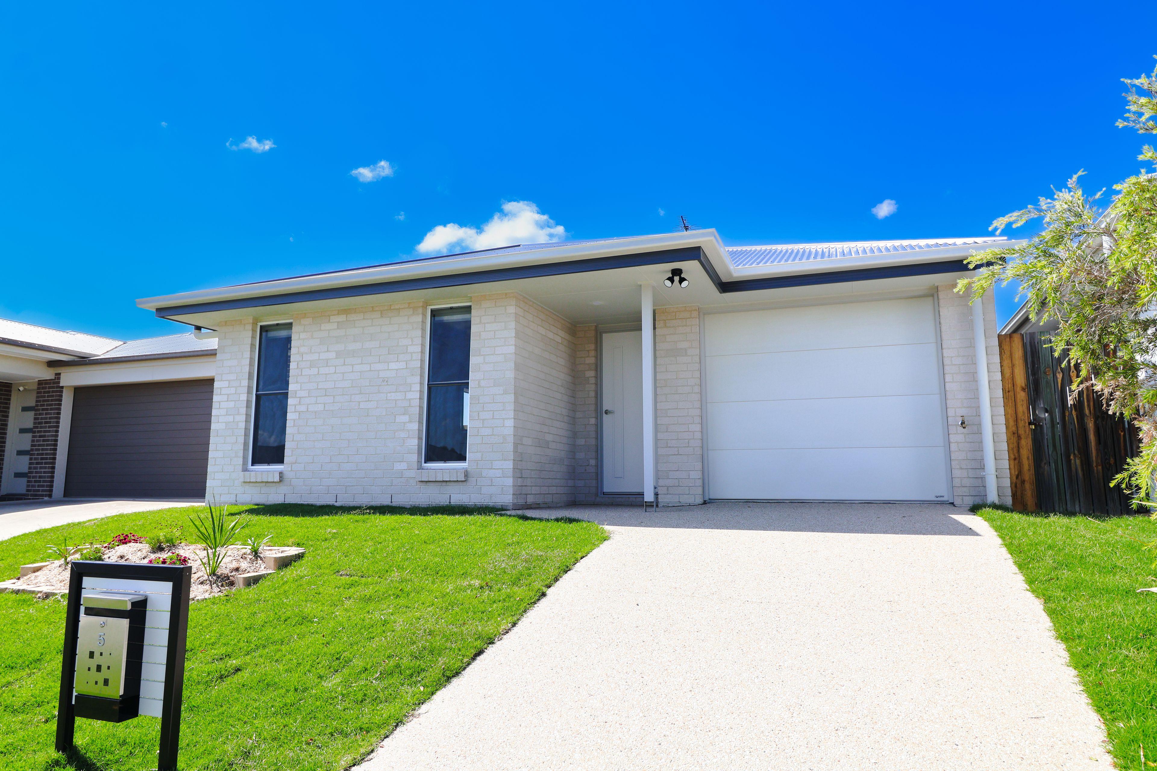 Prop-GPT: House: QLD Kirkwood, QLD 4680 Home For Rent