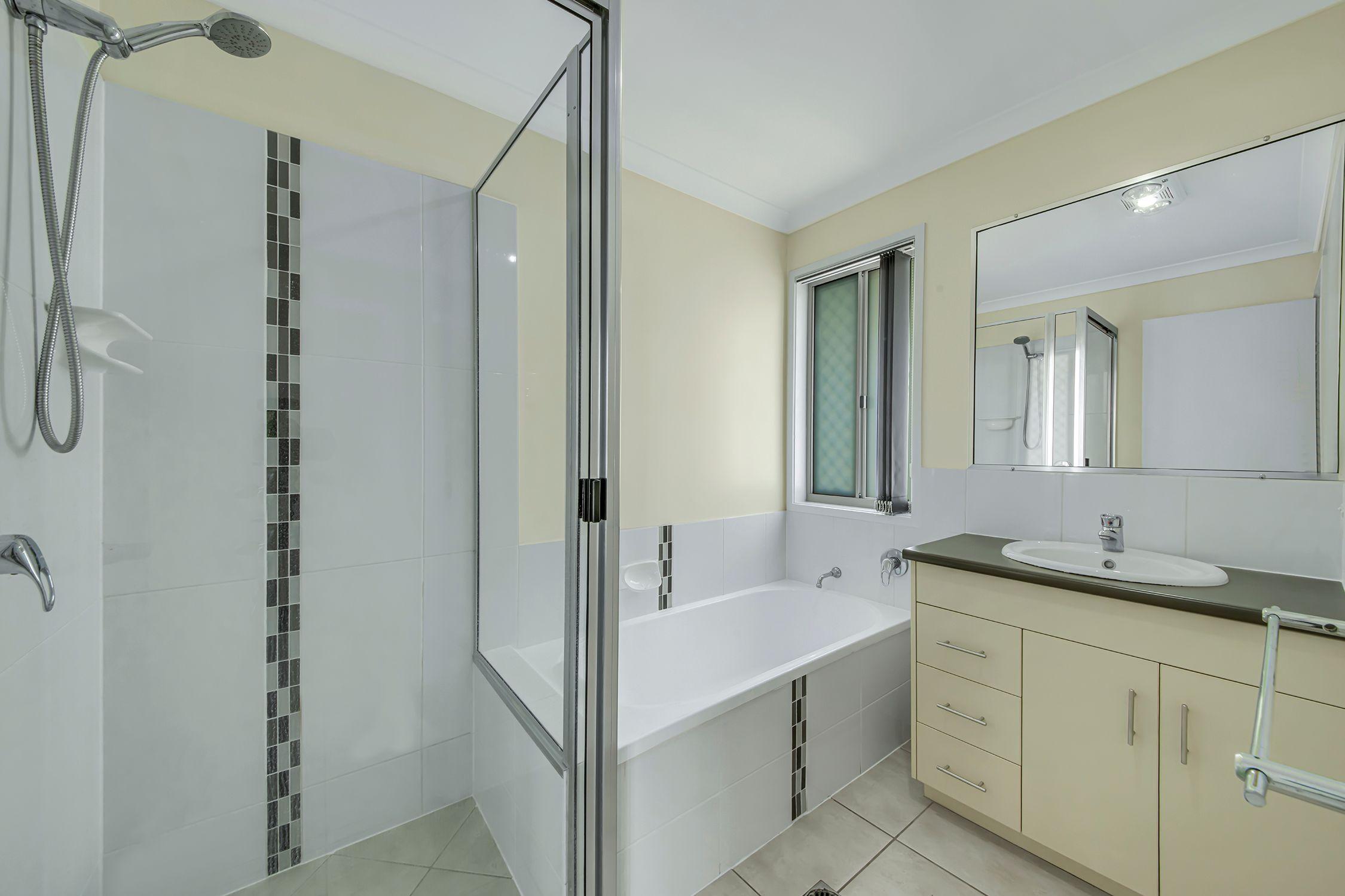 SPACIOUS FAMILY HOME LOCATED IN GLEN EDEN