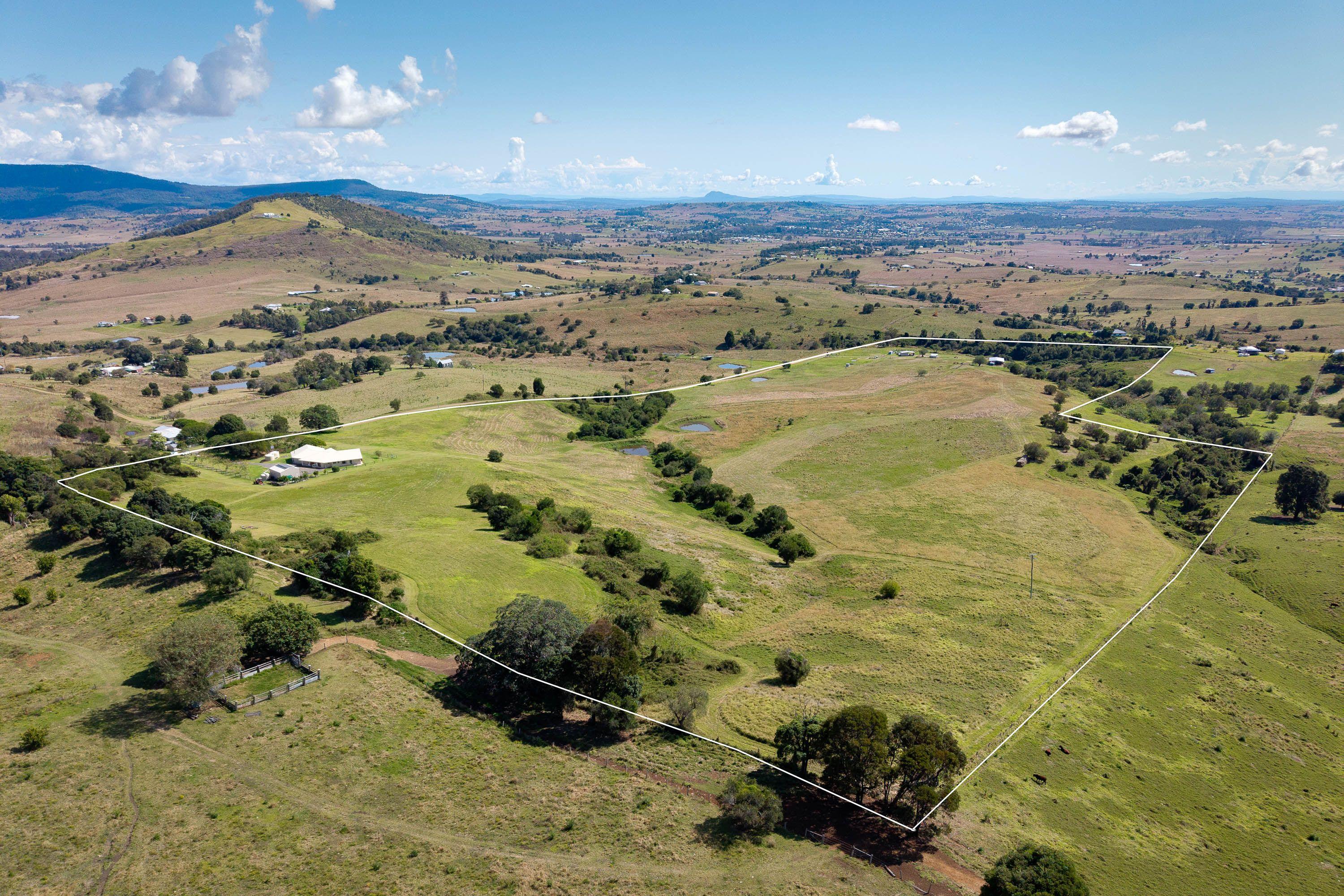 Executive Rural Living With Pool & Horse Facilities - 67 Acres in the Heart of the Scenic Rim
