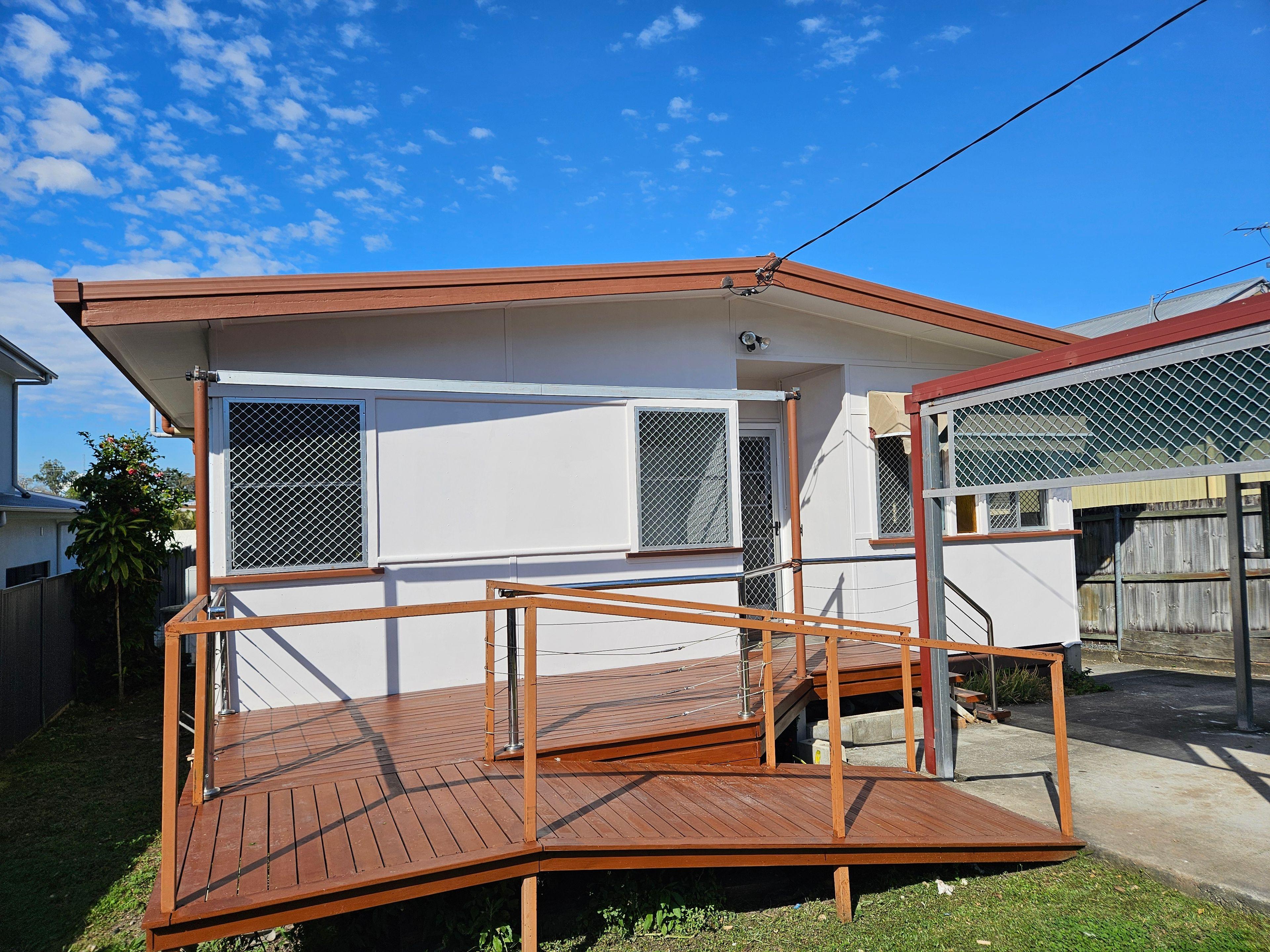 Prop-GPT: House: QLD Upper Mount Gravatt, QLD 4122 Home For Rent