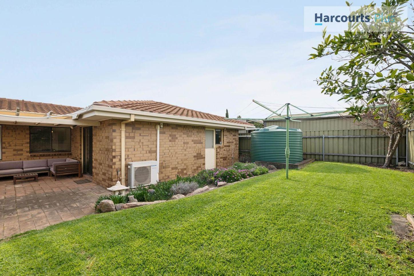 32 Capella Drive, HALLETT COVE, SA 5158 - House for Rent - harcourts.net