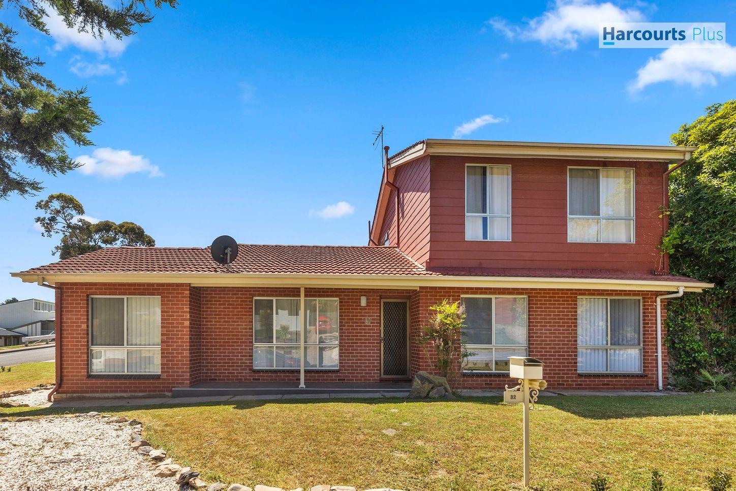 Prop-GPT: House: SA Hallett Cove, SA 5158 South Australia 5158