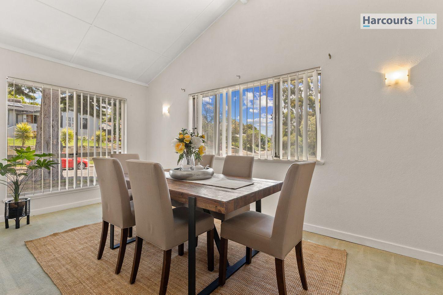 32 Shamrock Road, HALLETT COVE, SA 5158 - House for Rent - harcourts.net