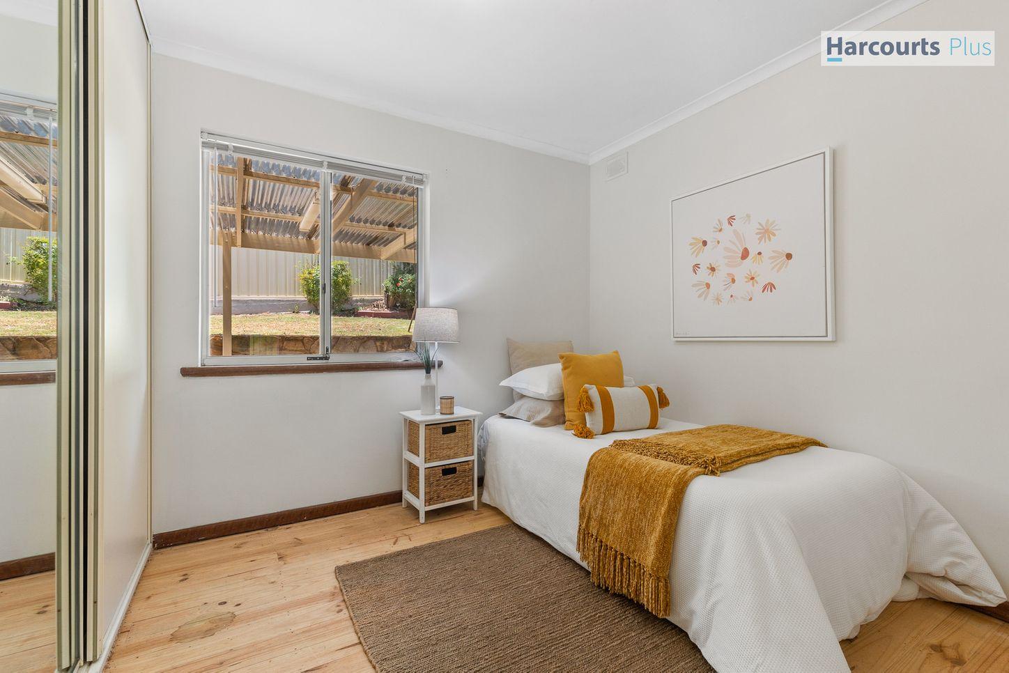 32 Shamrock Road, HALLETT COVE, SA 5158 - House for Rent - harcourts.net