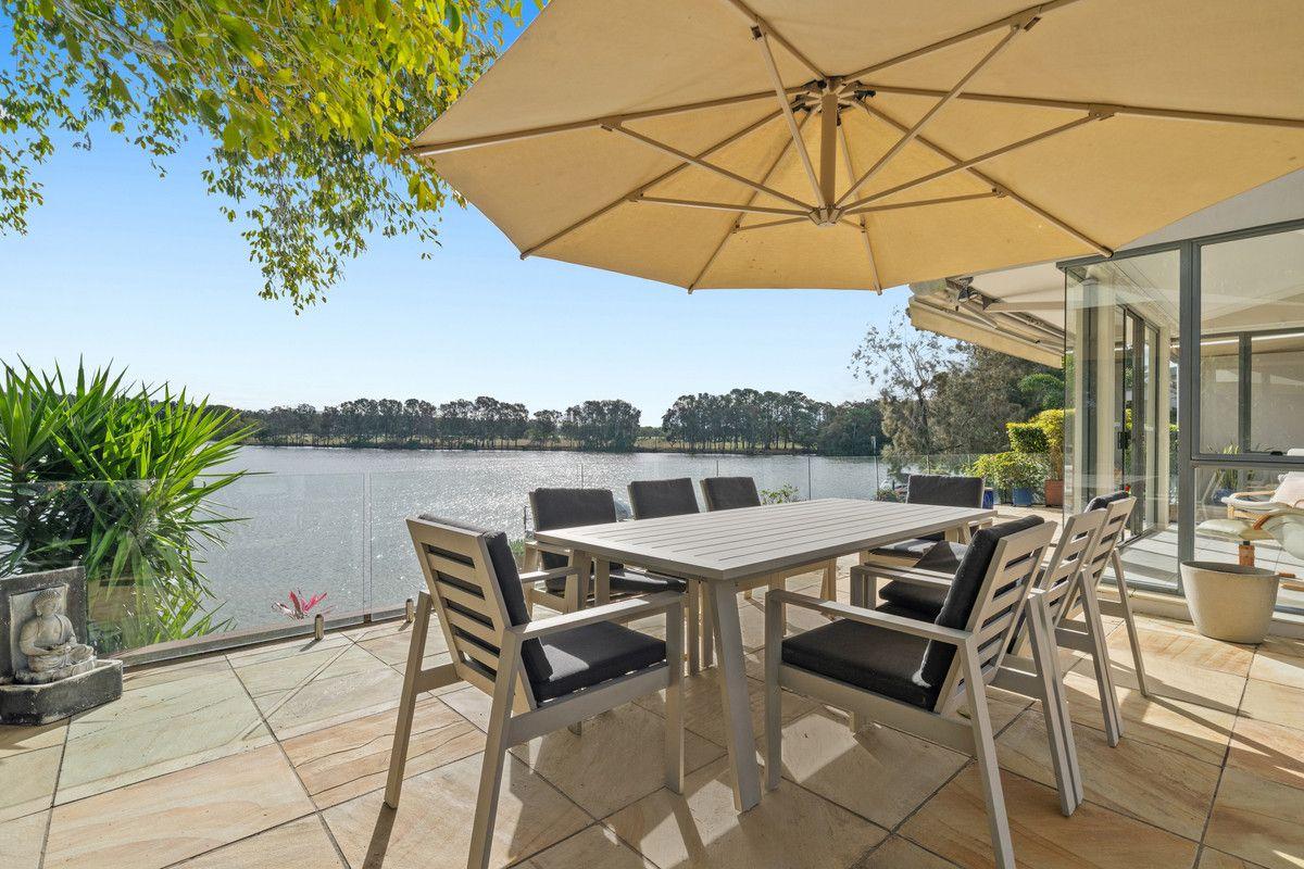 House for Rent: Clear Island Waters, QLD 4226, QLD, 4226