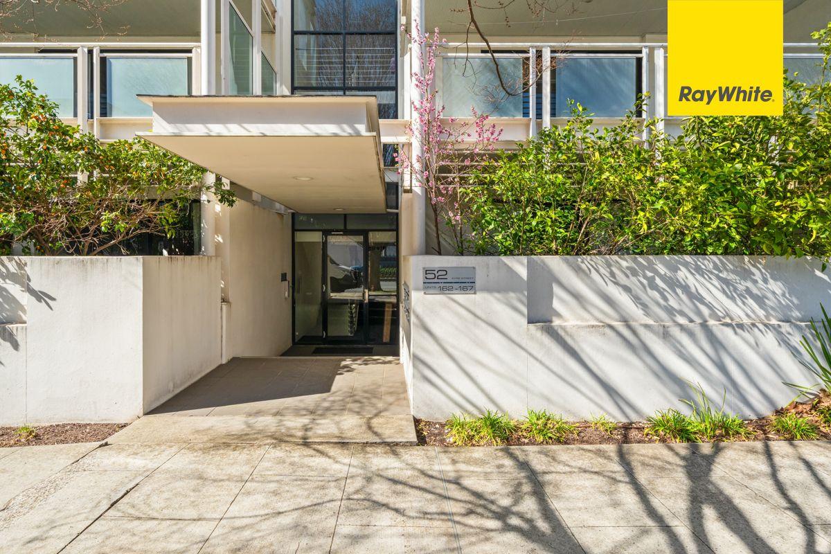 Boutique Kingston living at the 'Viridian'